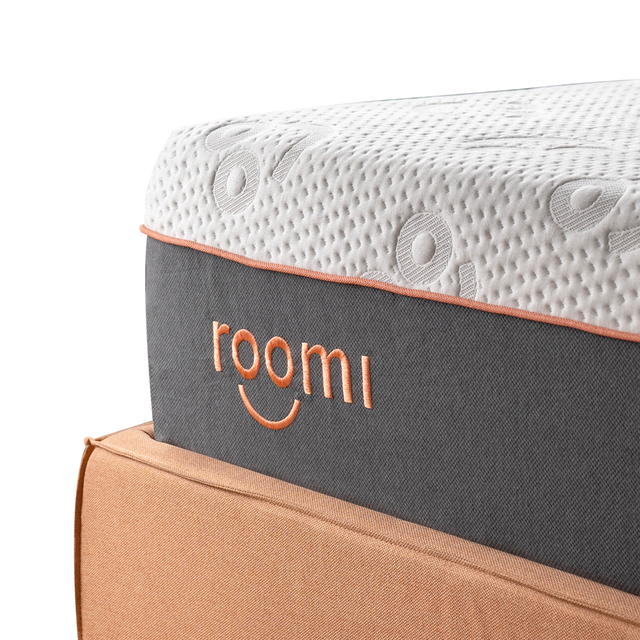 Colchón En Caja King Size Roomi Freedom, Confort Premium, Tecnología Latex Feel Hyper Soft.