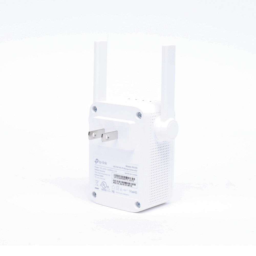 Repetidor / Extensor de Cobertura WiFi AC, 750 Mbps, doble banda 2.4 GHz y 5 GHz, con 1 puerto 10/100 Mbps con 2 antenas externas.