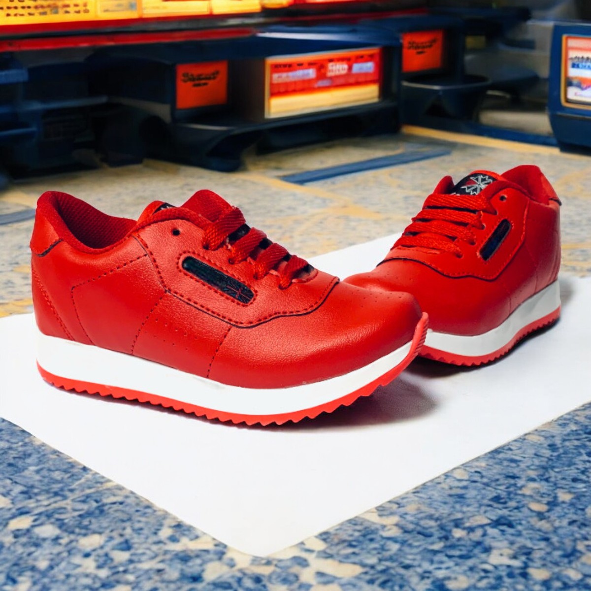 Tenis De Niño Rojo Urbano 18-21.