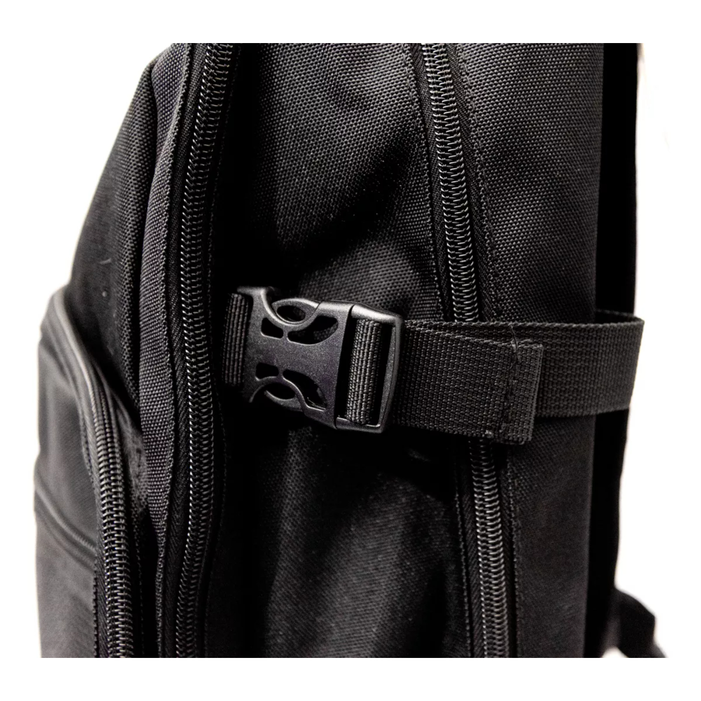 MOCHILA JEEP HOMBRE NEGRO JEEP MOCHILA JPSS24BP204.