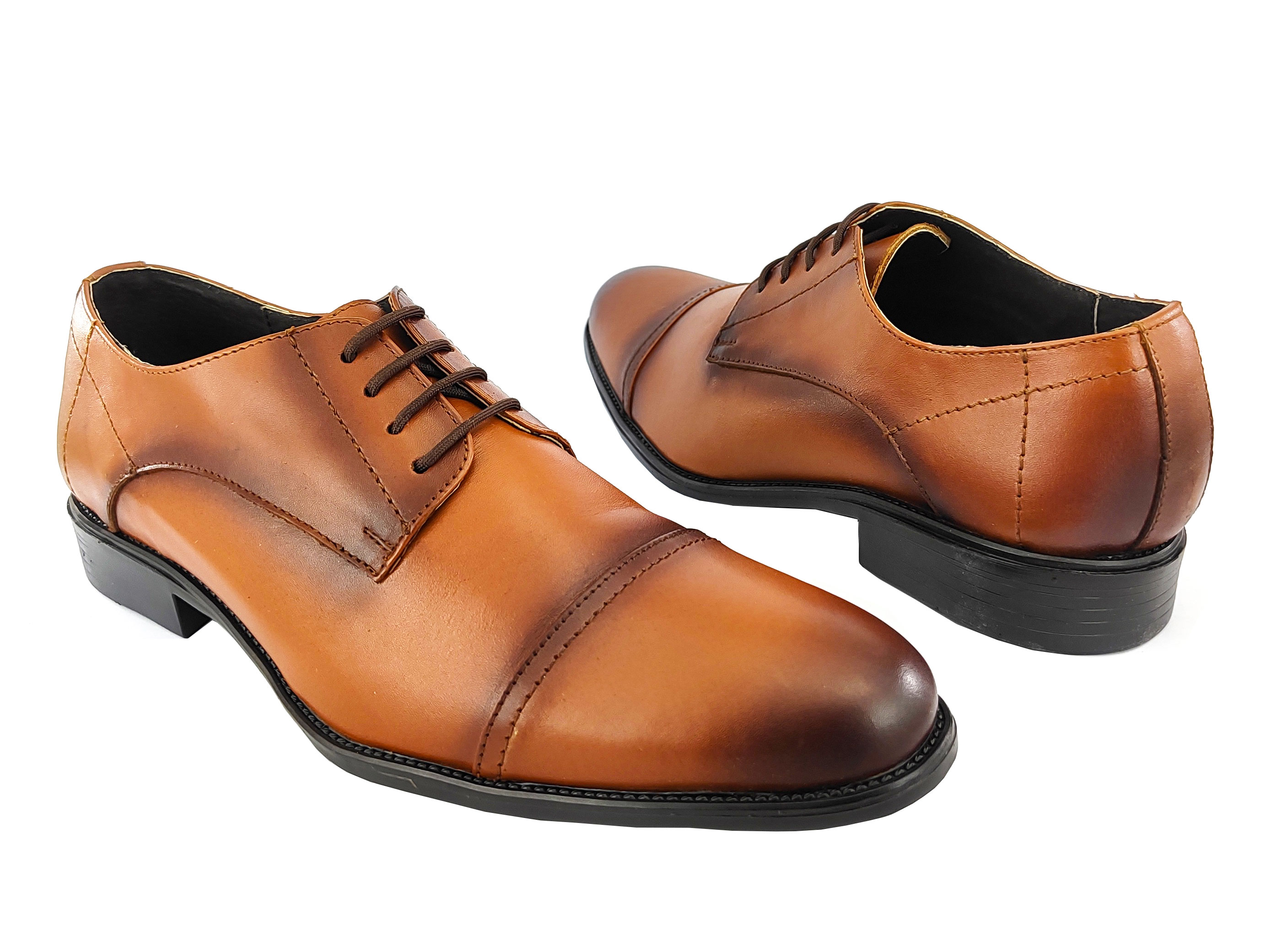 Zapato Derby AH GUSTO Casual Para Hombre De Piel Suave Con Agujetas color Cogñac.