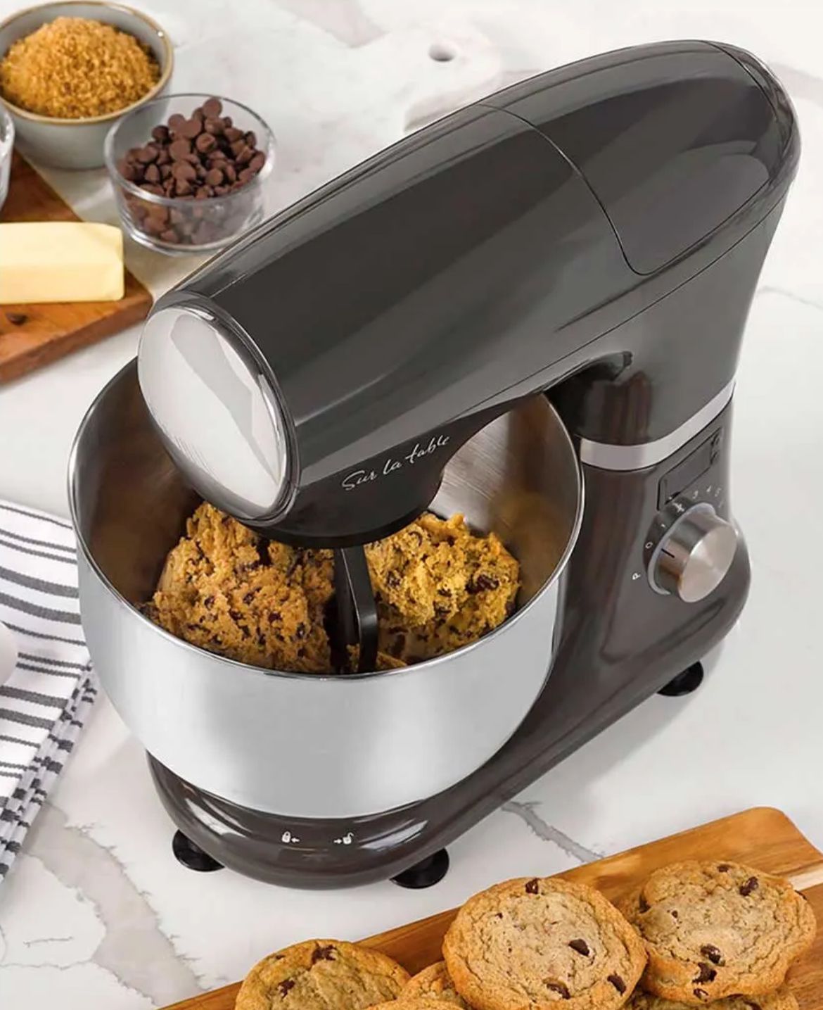Batidora de Pedestal 5.5L Sur La Table + Accesorios Incluidos