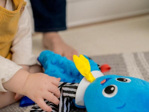 Cobija Peluche Baby Einstein Pulpo Musical