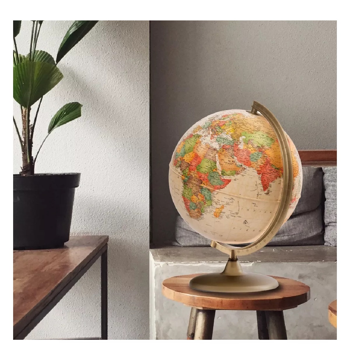 M Globo Terráqueo En Español Con División Política Beige 30 Cm
