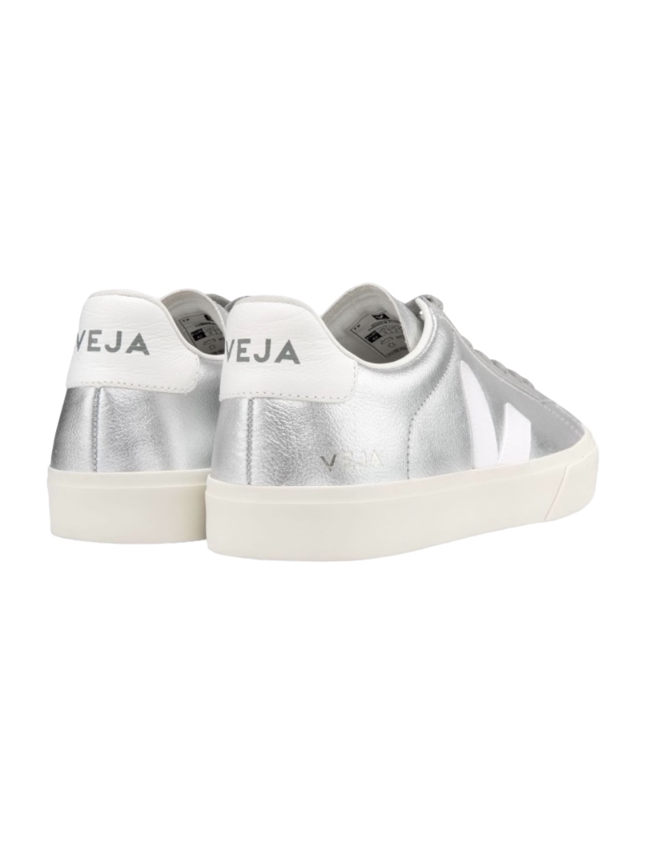 Tenis VEJA de campo para mujer plateados talla 25