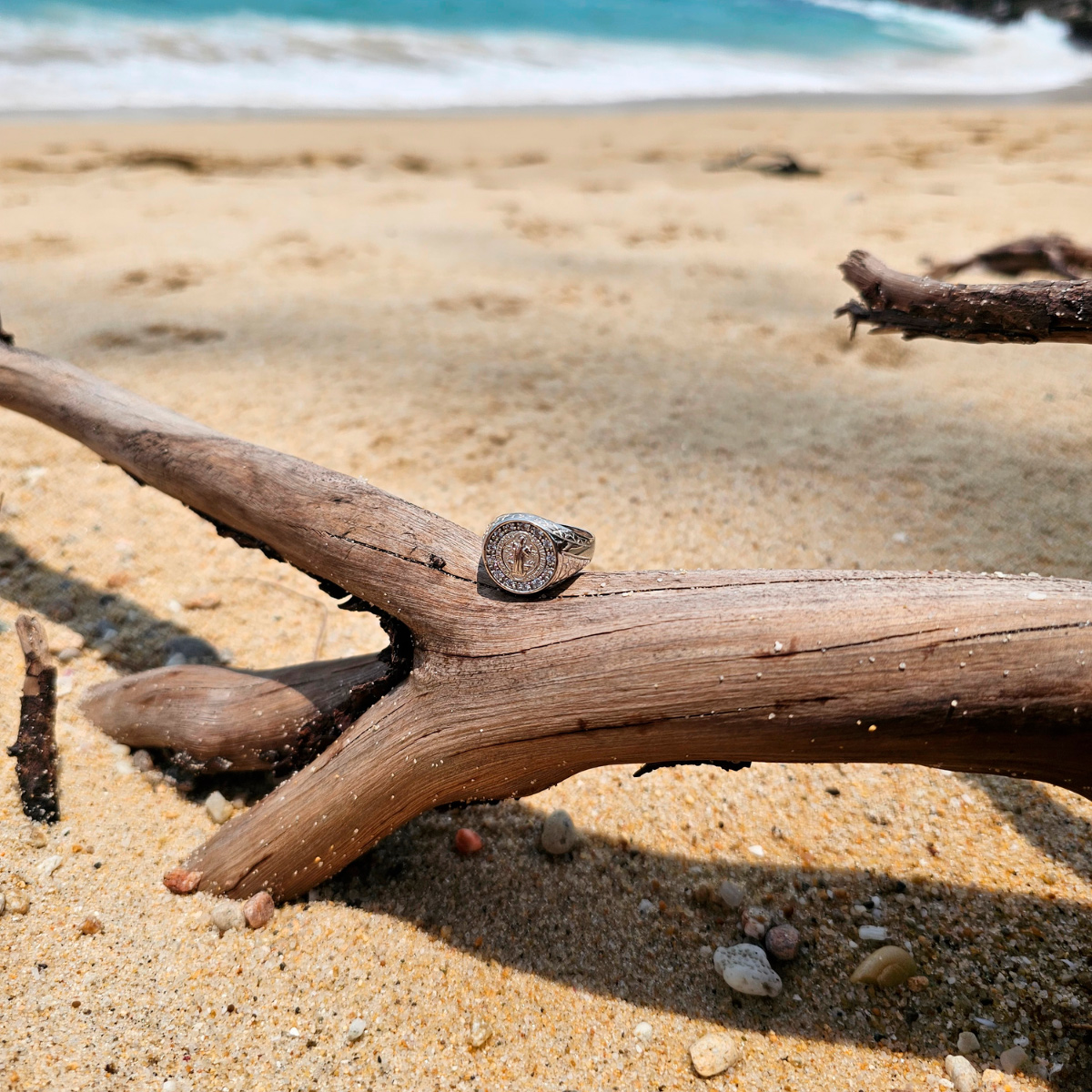 Anillo de plata .925 San Benito hombre con piedra zirconia