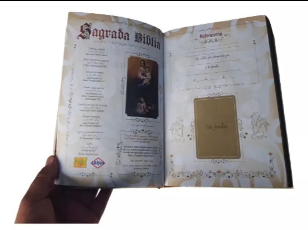 Sagrada Biblia Dorada Mediana Marfil Pasta Dura Lexus