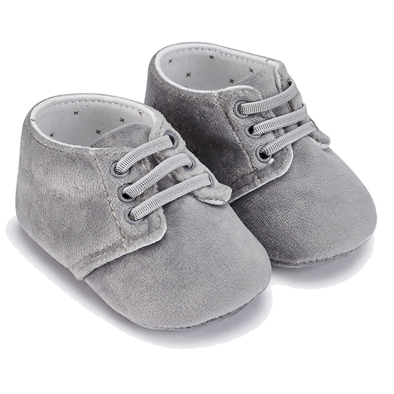 Zapato Terciopelo Estrellas Gris Para Bebé MAYORAL