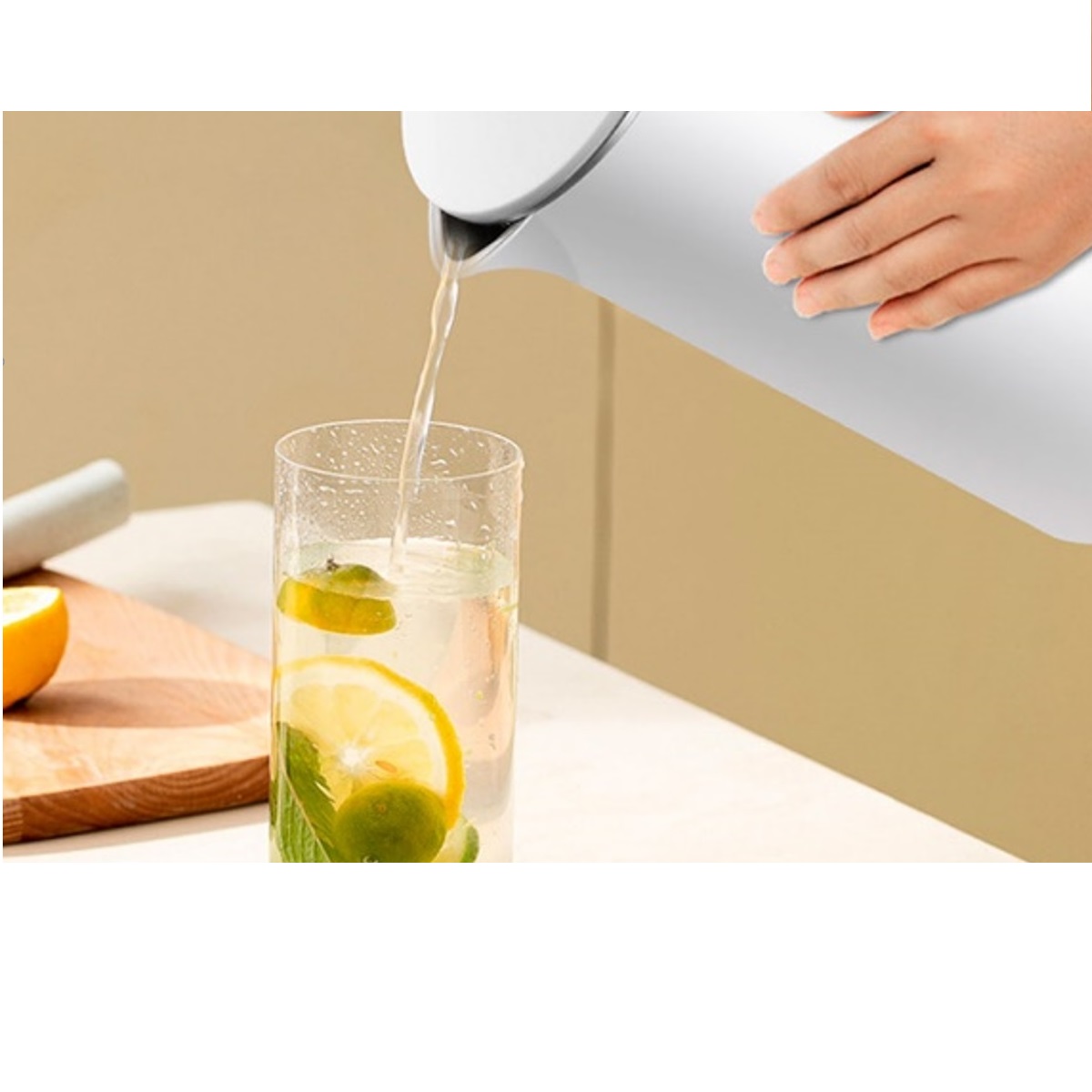 Jarra Hervidor de Agua Tetera Electrica 2.3L Inoxidable / Poliprop. Libre BPA.