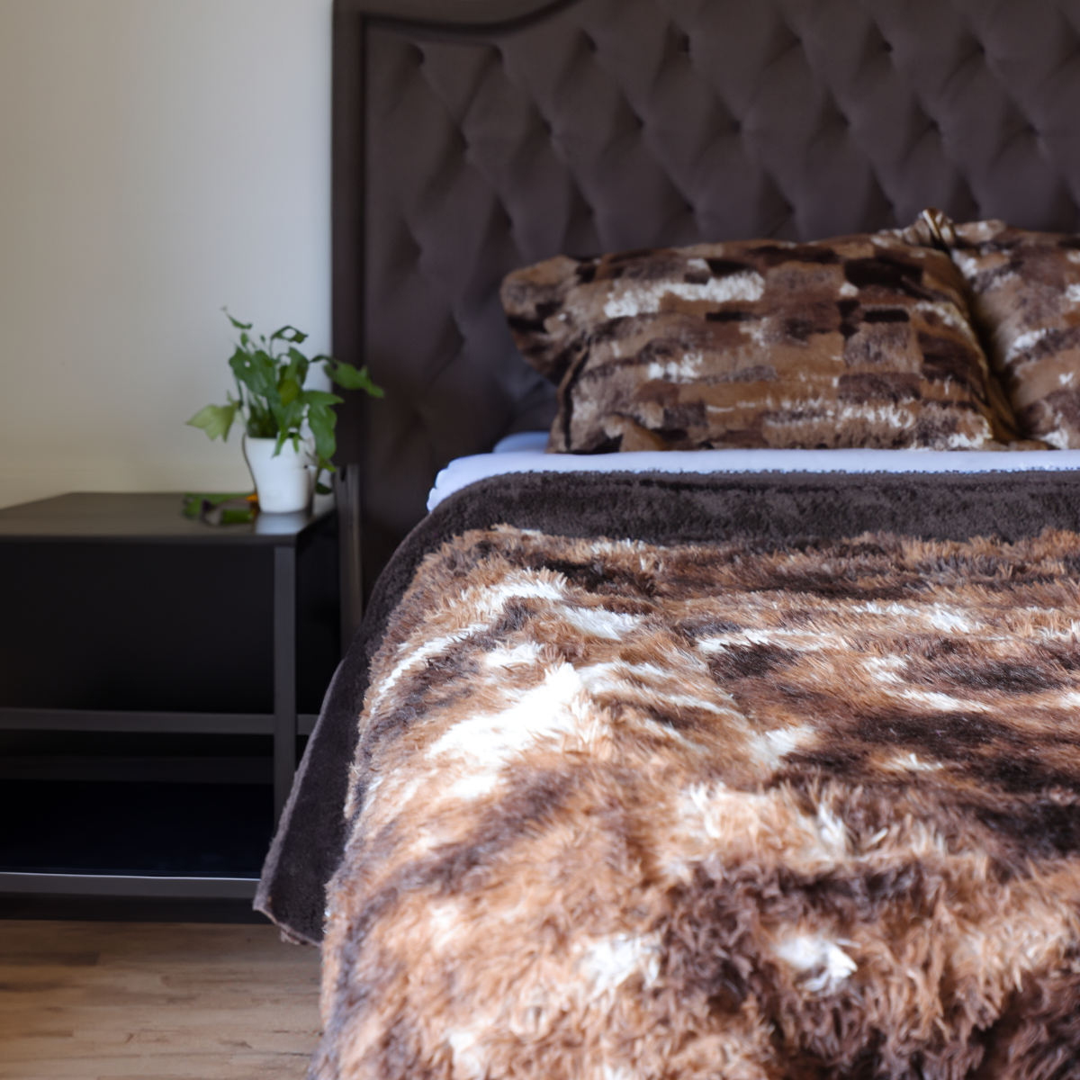 Edredón de Pelo Sintético Faux Fur, Cobertor Pelo Alto Aborregado por Dentro, Ultra Suave y Calientito, Relleno Esponjoso, Medida Matrimonial Y Queen Size