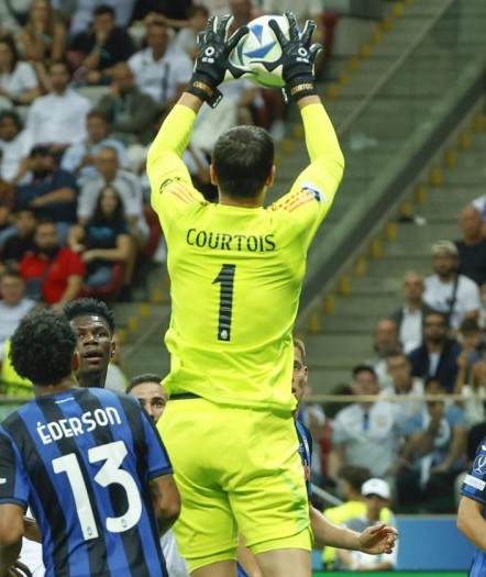 Nuevo! Jersey Real Madrid 2024/2025 Portero Verde Fosforecente Courtois 1 Talla L