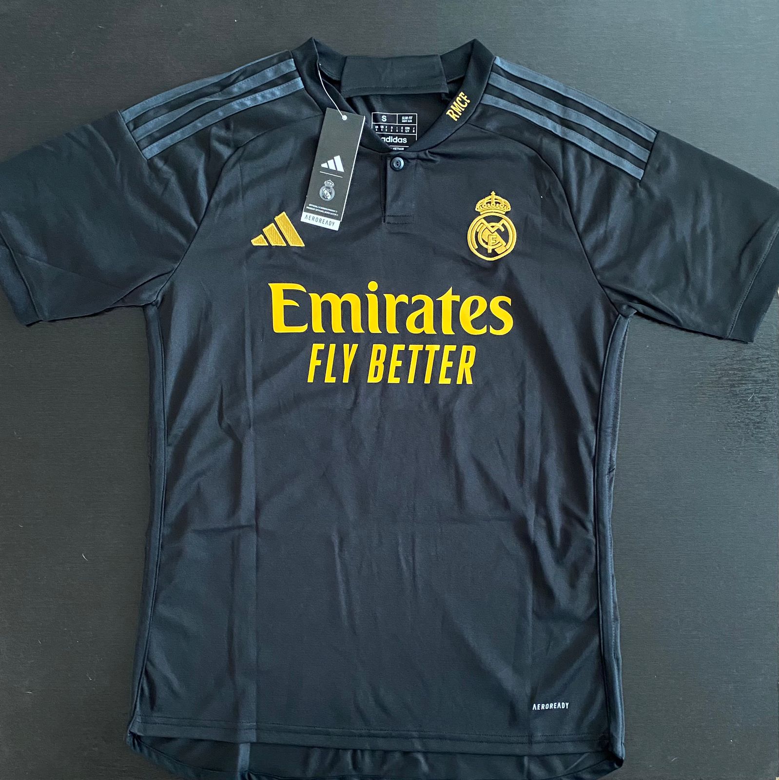 Increible! Jersey Real Madrid 2023/2024 Tercero Negro Toni Kroos 8 Talla XL