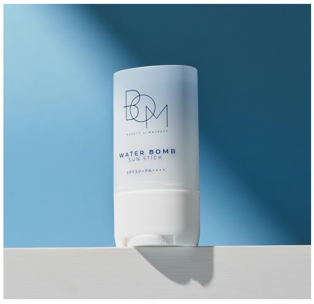 BLOQUEADOR SOLAR EN BARRA FACIAL PROTECCION UV (FPS 50+PA+++) WATER BOM SUN STICK