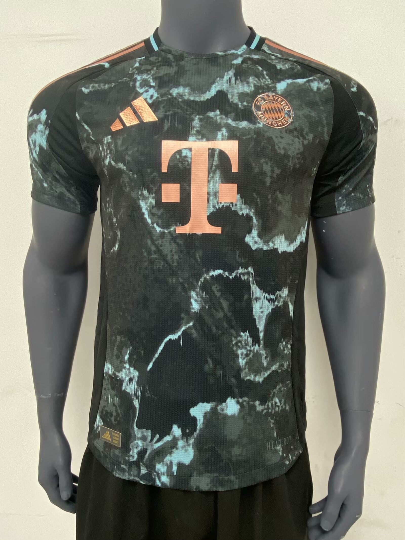 Nuevo! Jersey Bayern Munich Munchen 2024/2025 Visitante Negro Parche Bundesliga Talla XL