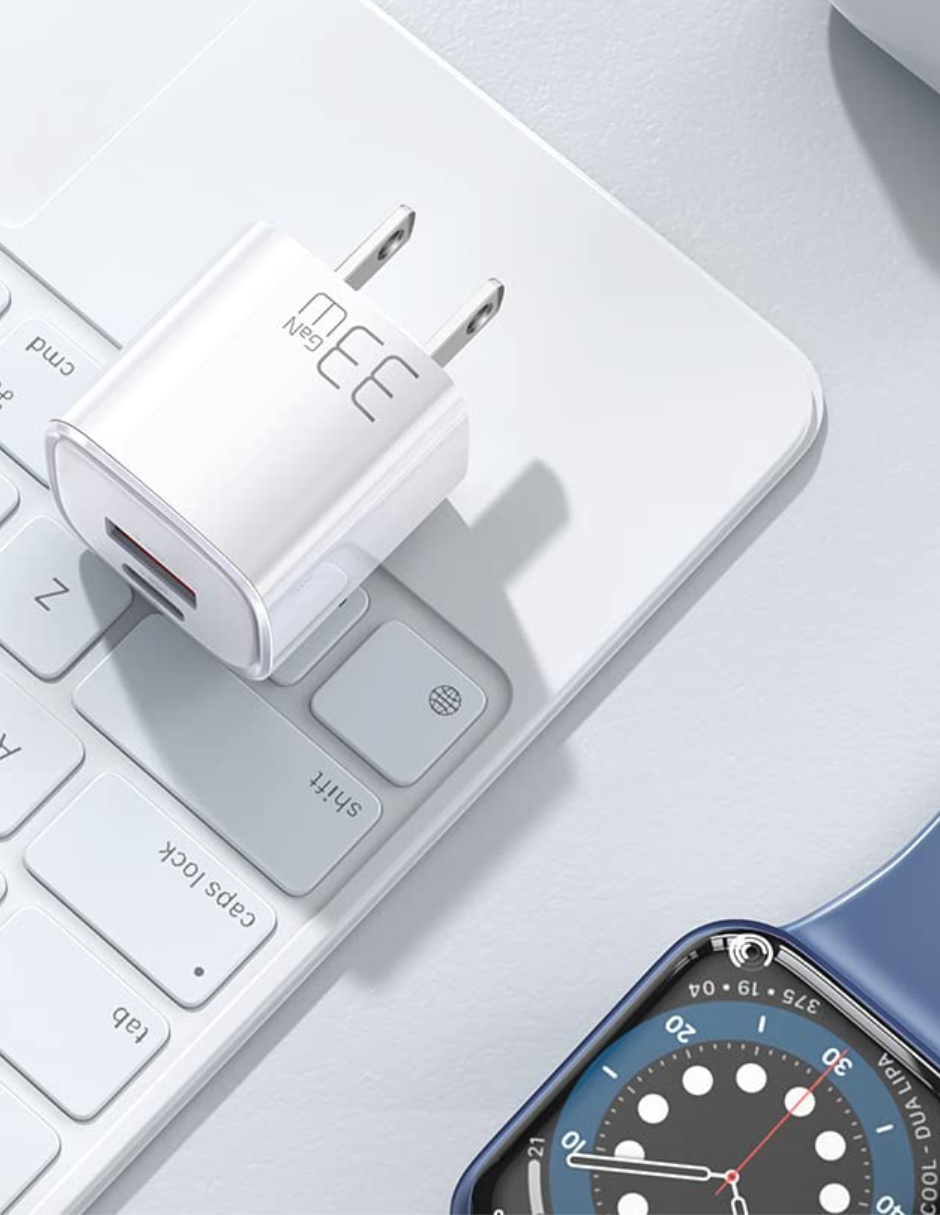 Mini Cubo De Carga Rápida Usb Y Pd De 33w Blanco