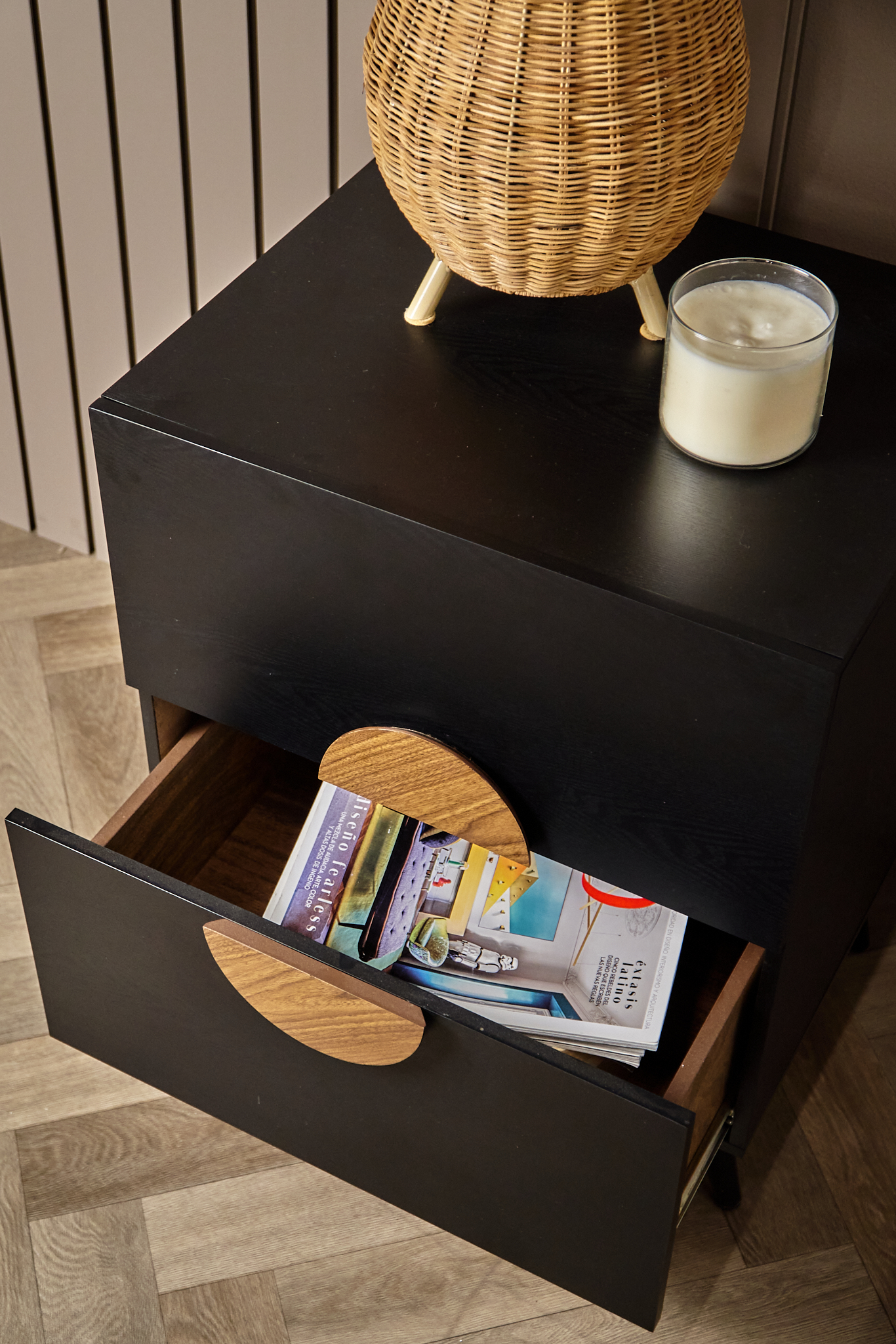 Buró Negro con 2 Cajones con Corredera de Extensión. Estructura de Madera MDF