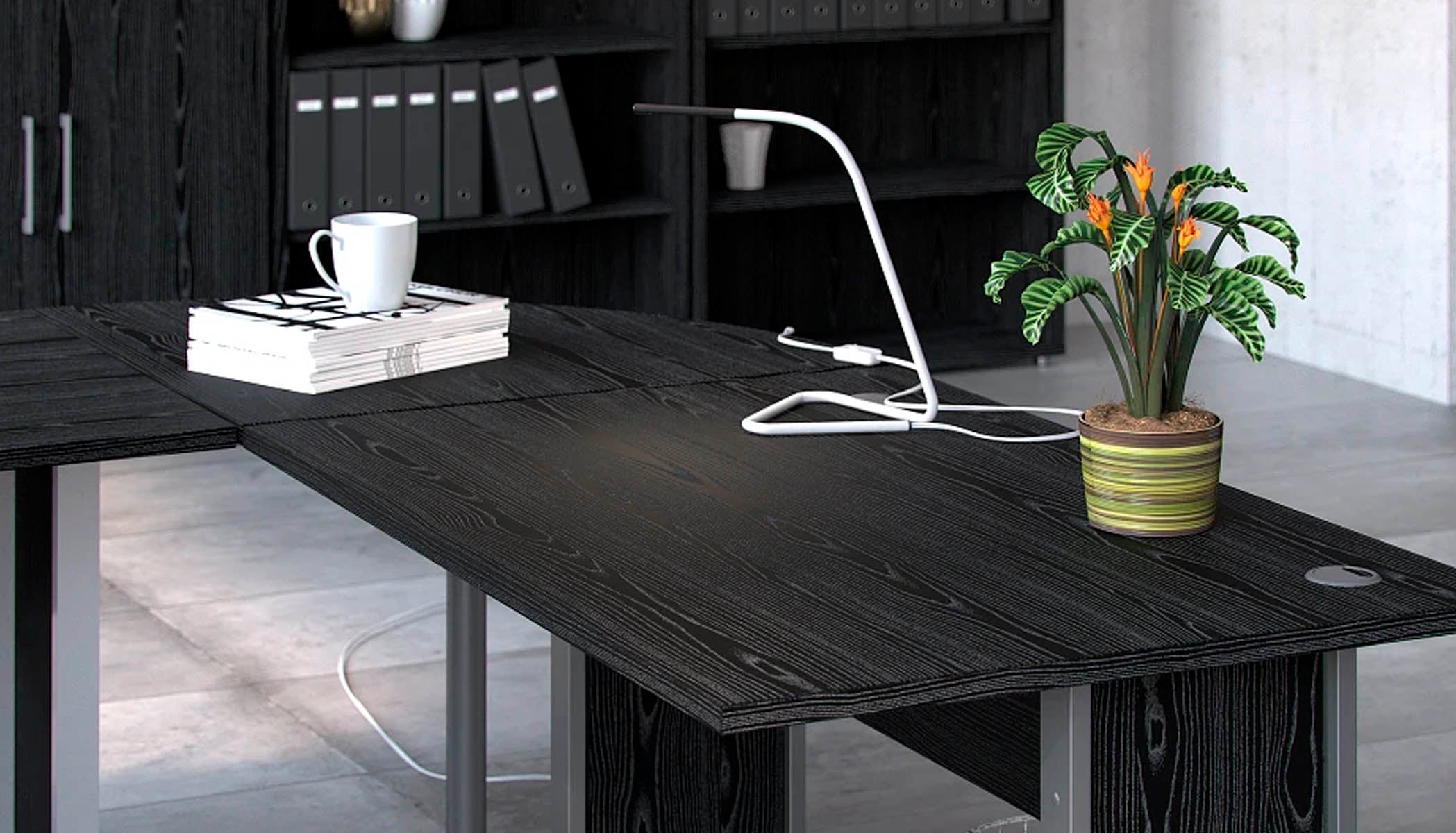 Set Esquinero de 2 Escritorios Negros con Base Metálica y Estructura de Madera Industrial
