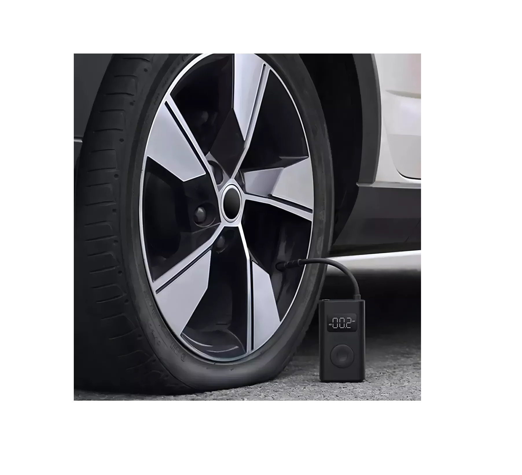 Compresor de Aire Portátil Xiaomi Para Llantas Coche, Bicicletas, Balones, Color Negro