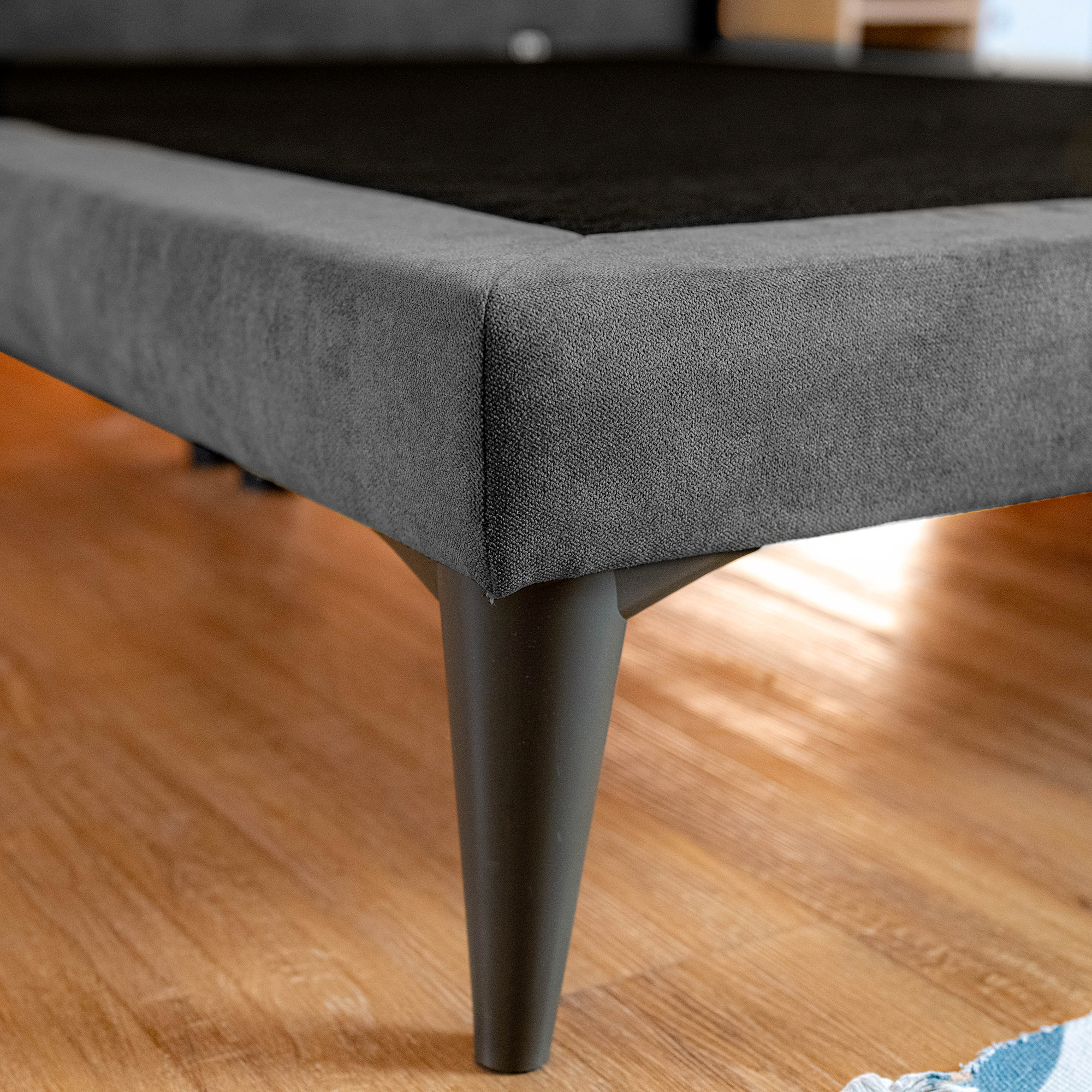 Cama Individual con Cabecera Roomi Danita Color Gris