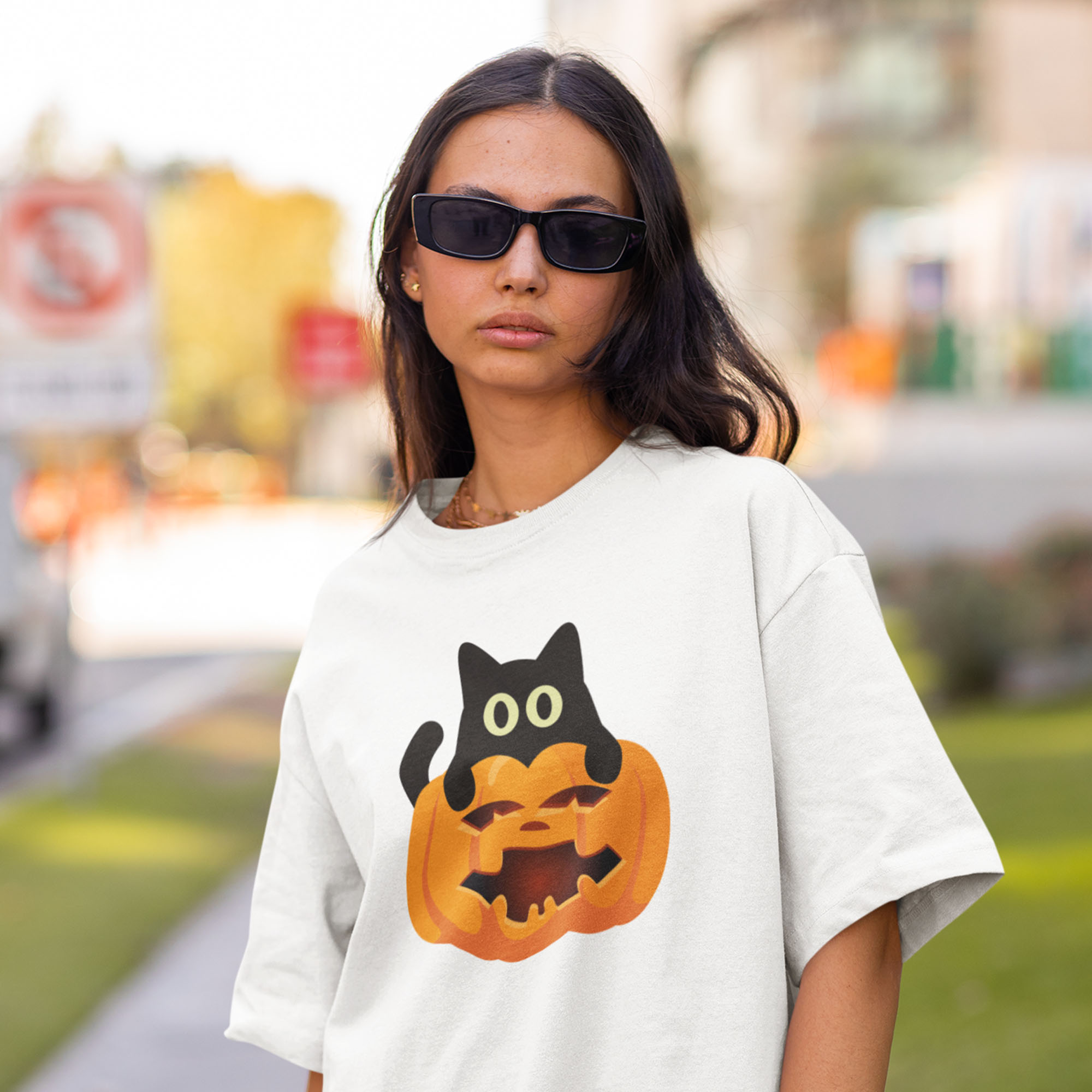 Playera Oversize de Manga Corta Unisex con Diseño de Gato Caalabaza Blanca Cómoda y de Alta Calidad