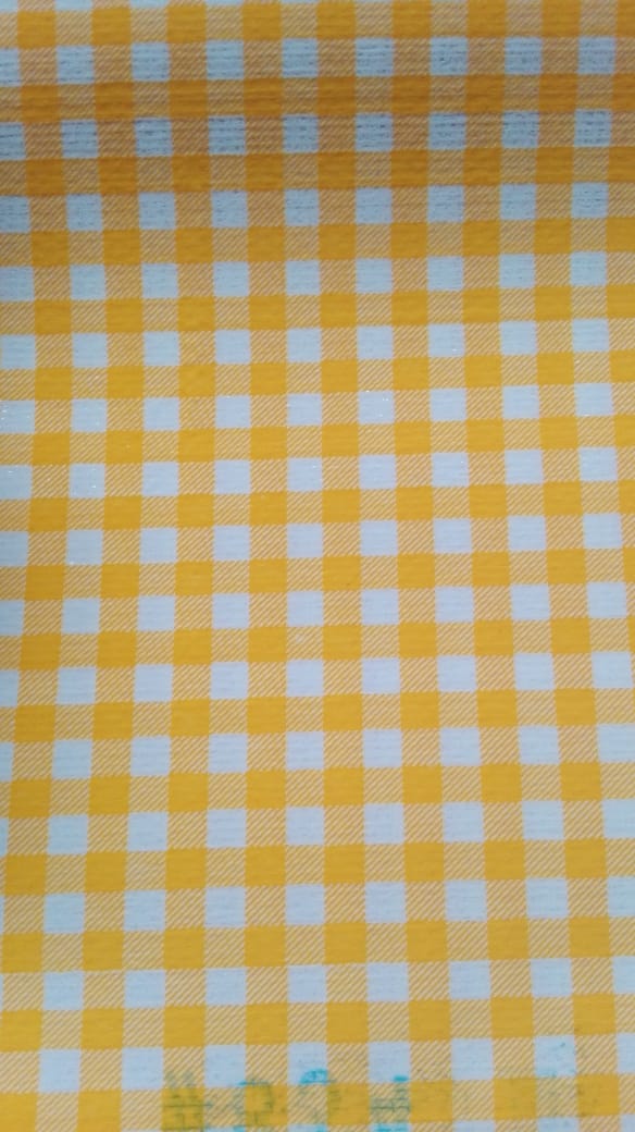 Rollo Vinil Oilcloth Cuadro Amarillo y Blanco Chico Mide 1.20 Mts de Ancho