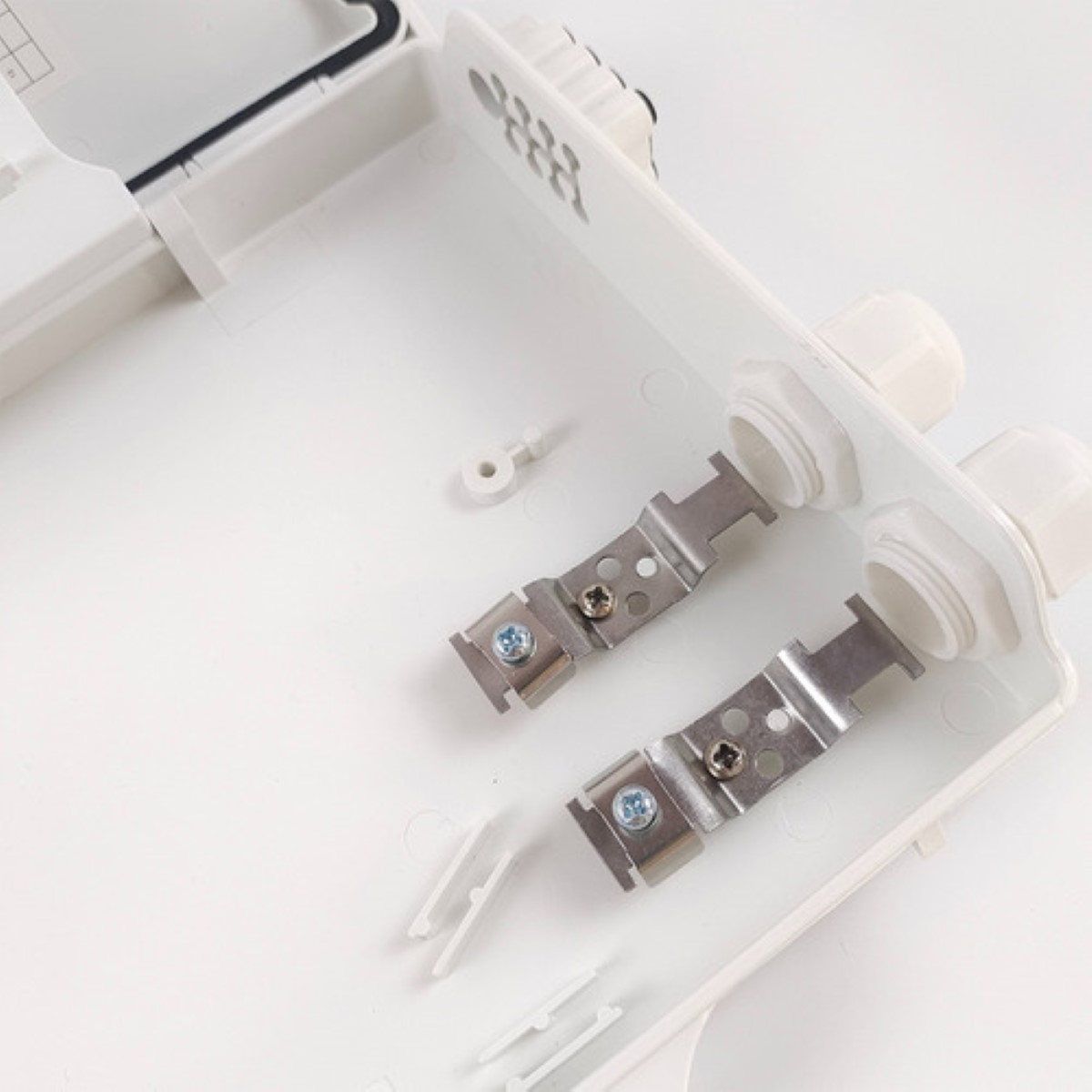 Caja De Distribución Ftth Para 8 Fibras Splitter 1x8 blanco