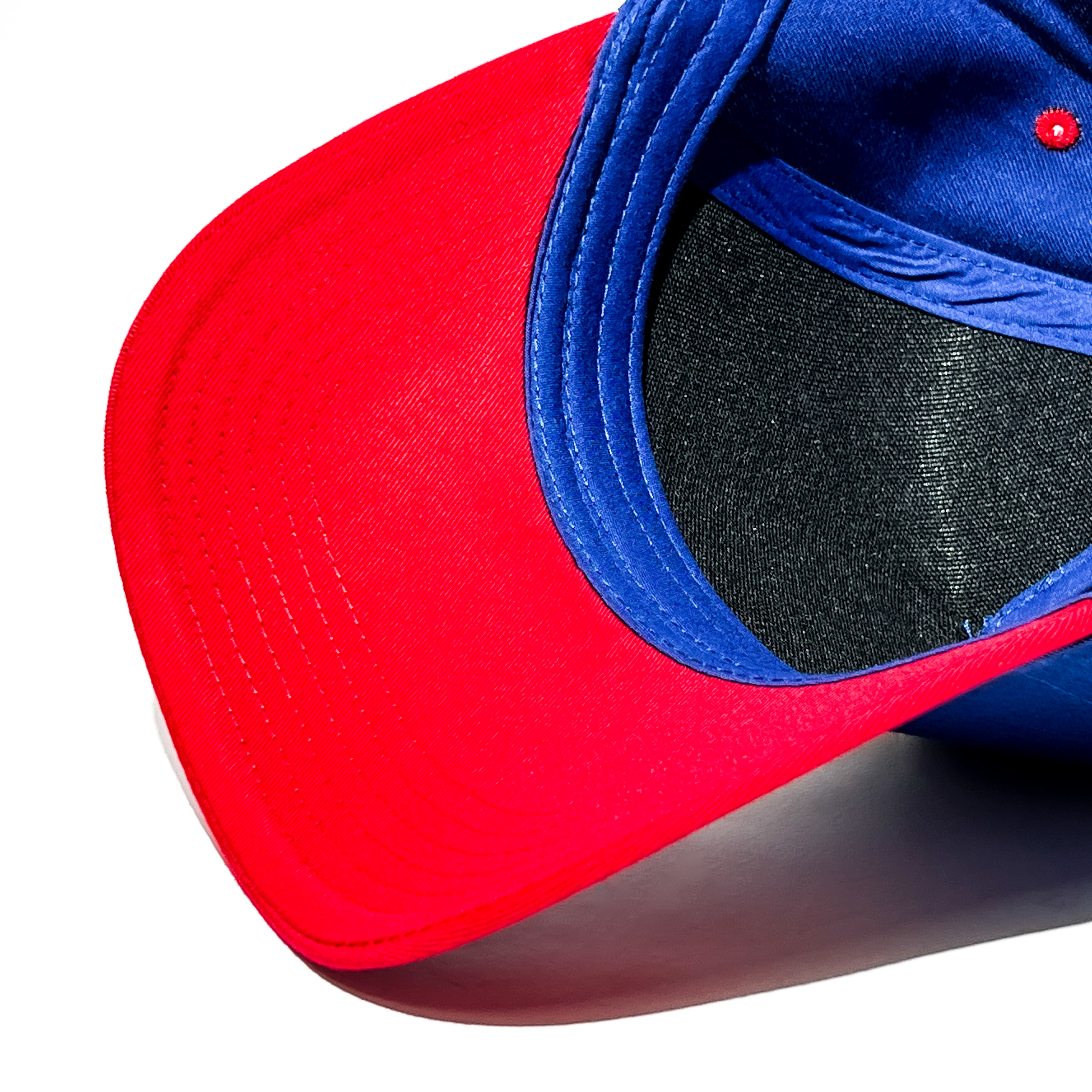 VAGO Style COMO LA FLOR Gold Gorra Unica Artesanal Azul Rey Ajustable con Visera Curva Roja