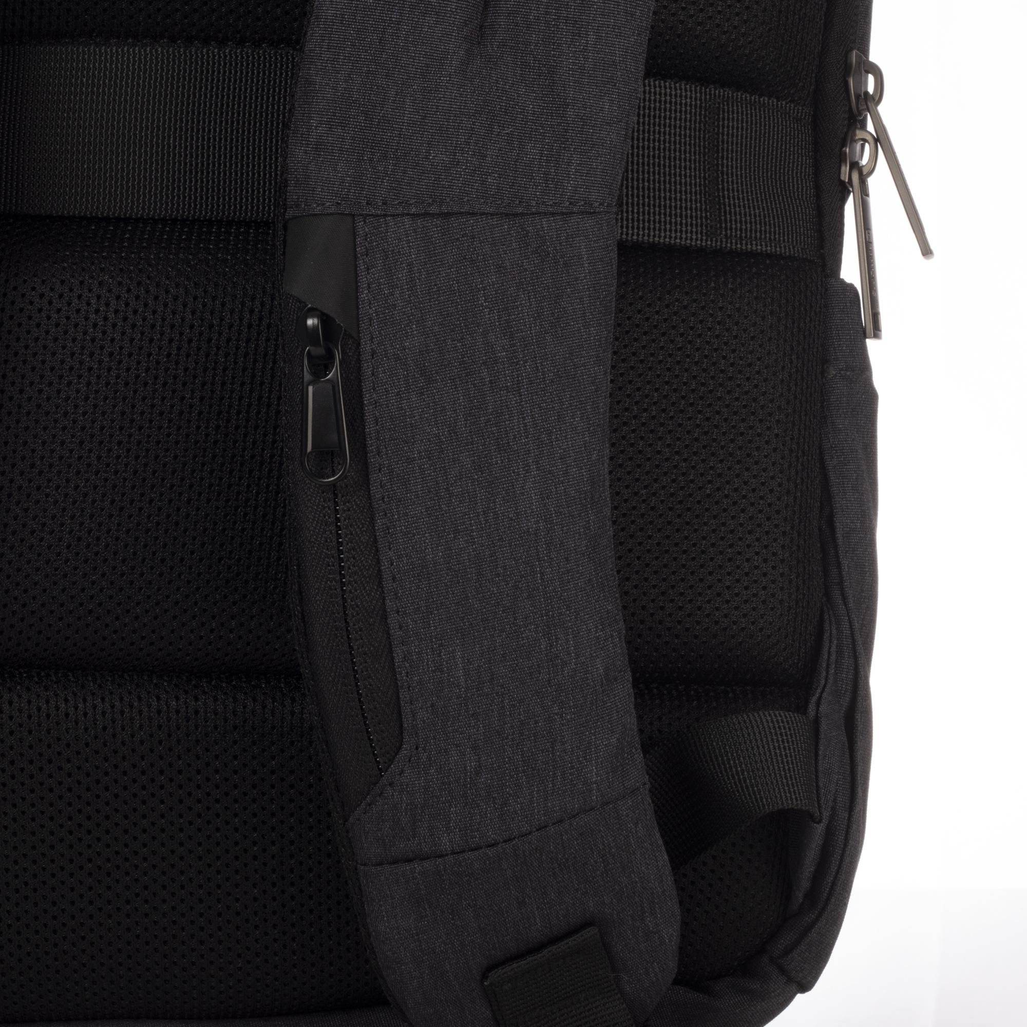 Mochila Ejecutiva Negro 0511 Wilys Diseño de Tela Liso