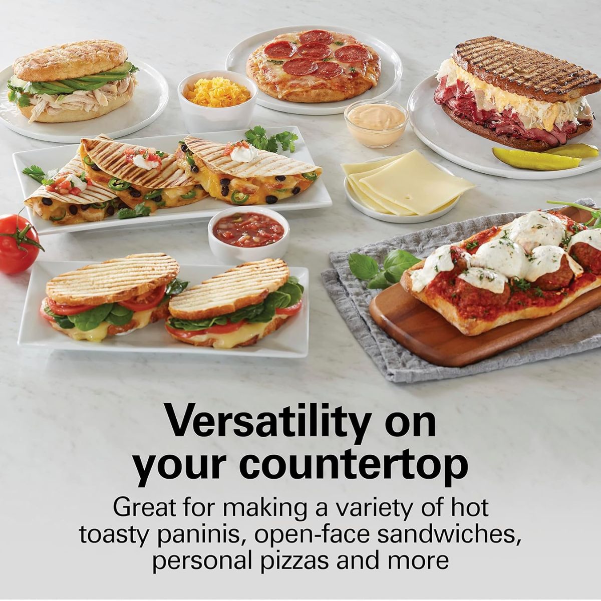 Hamilton Beach Sandwichera, Prensa para Panini, para Cualquier Espesor de Sándwich, Parrillas Antiadherentes de 25.4 x 20.32 Centímetros, Roja (25462Z)