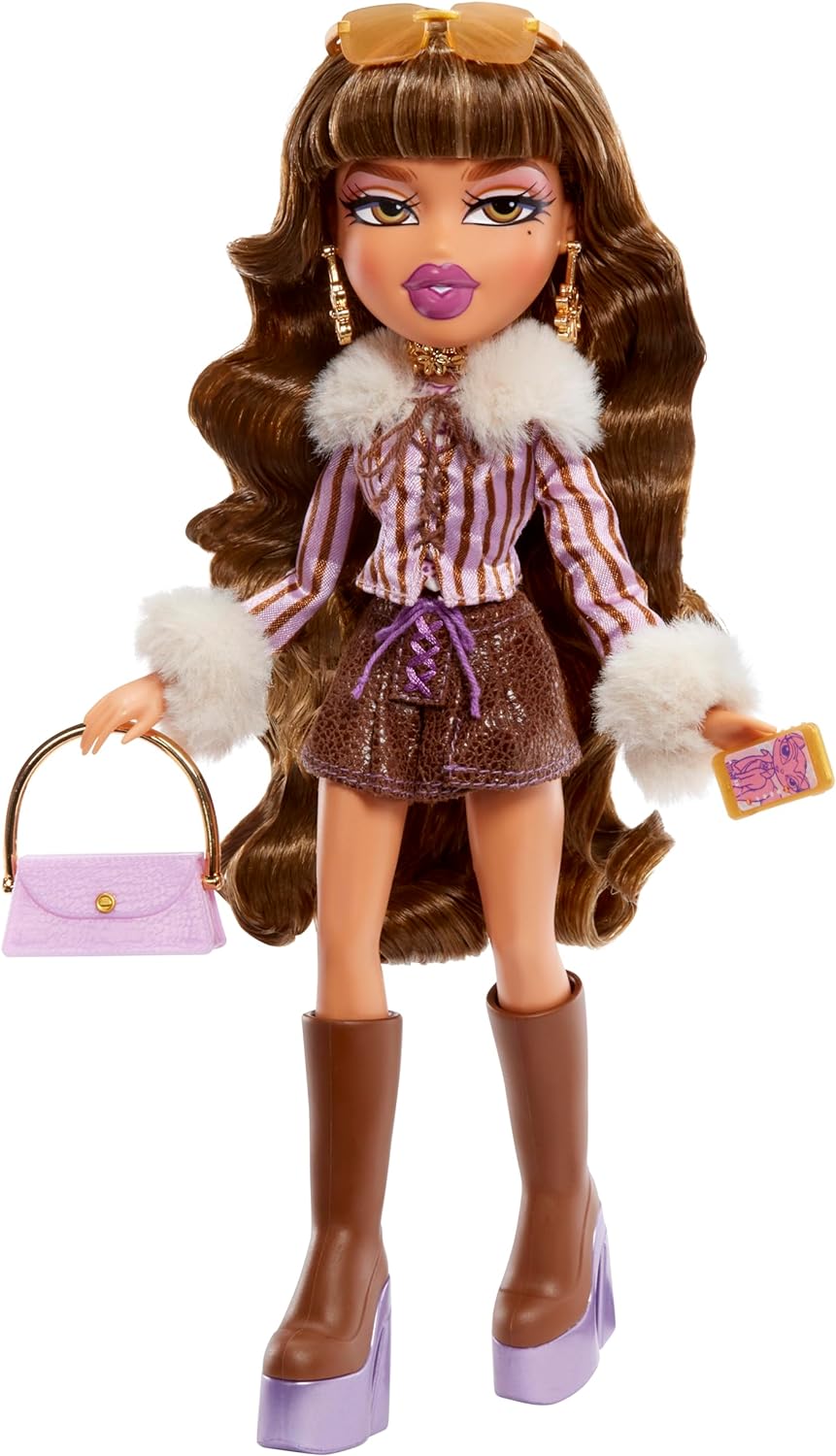 Bratz Alwayz Muñeca Yasmin Con 10 Accesorios Y Póster