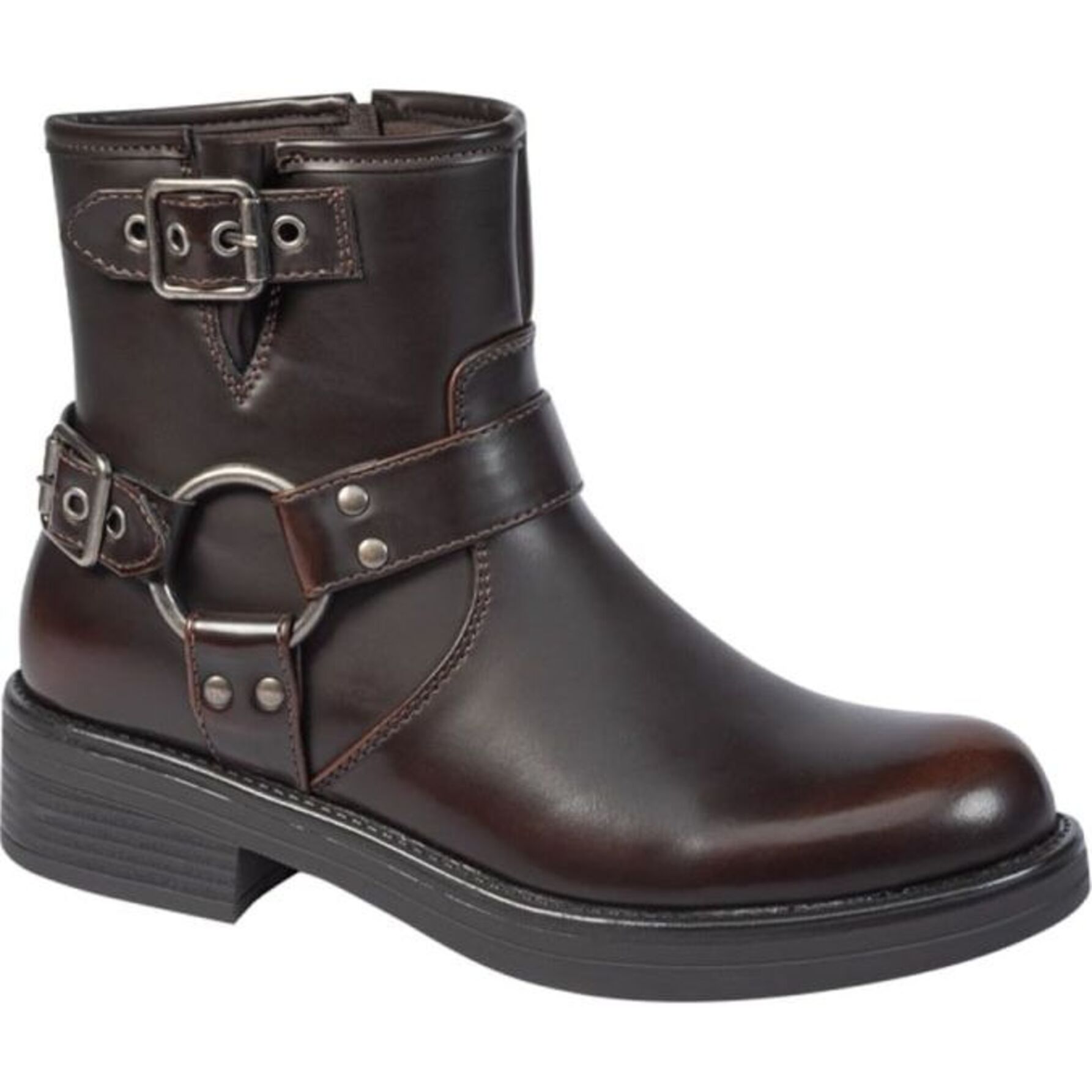 Bota para mujer, corta, con estribo y tacón bajo, color café, marca Tierra Bendita 1141870