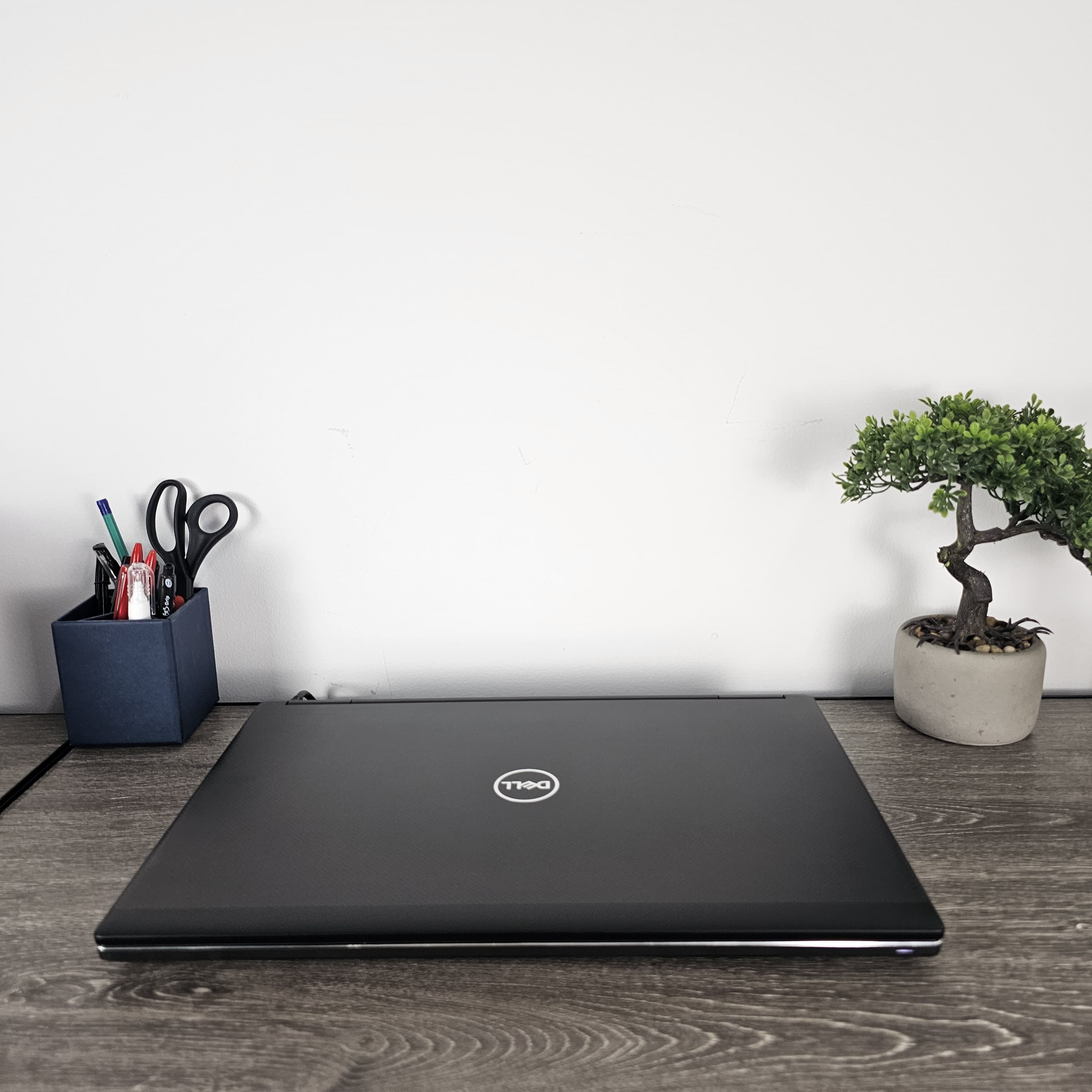 Laptop Core I7 8va Gen 16 Ram 480 Ssd Tarjeta de Video 4gb Cargador