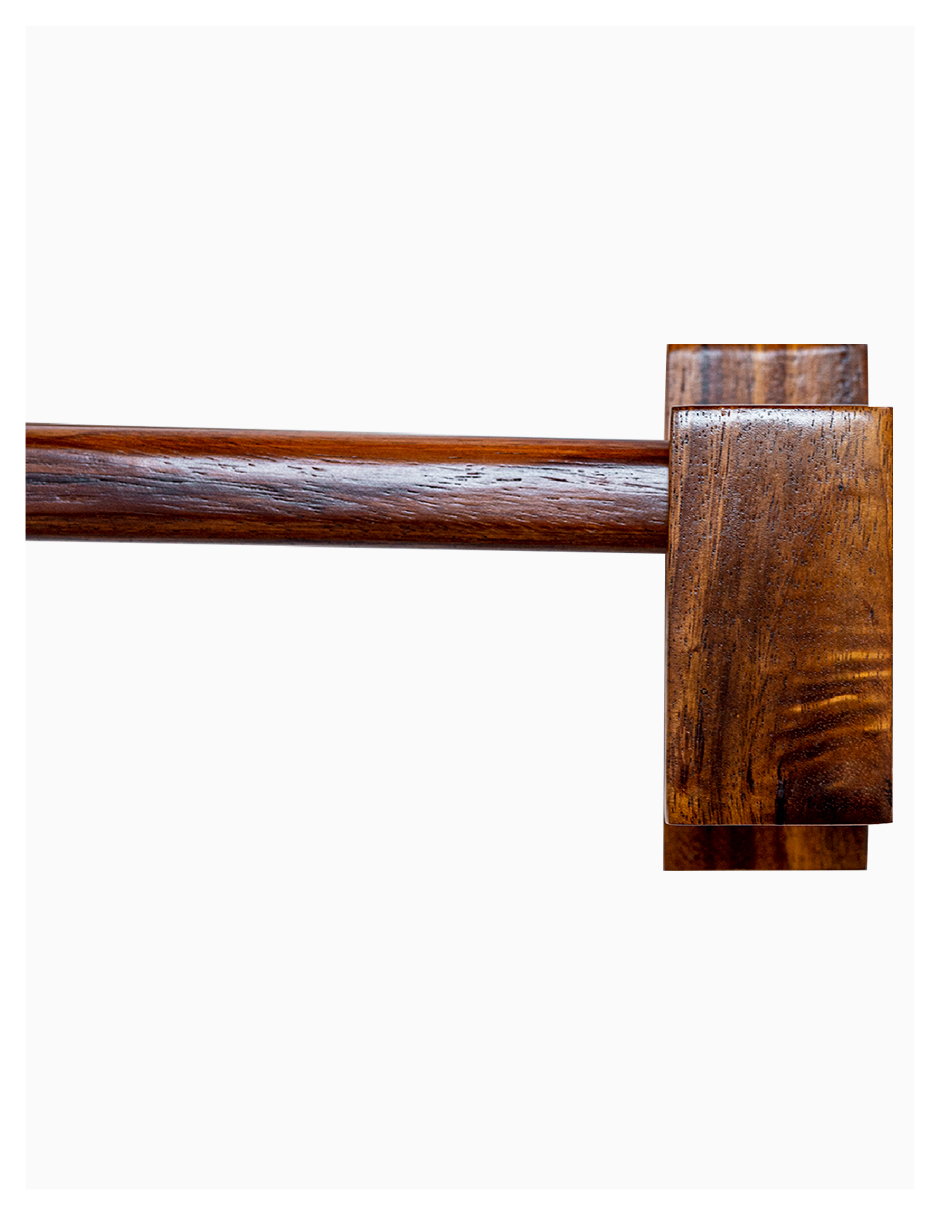 Cortinero Artesanal de Madera Riviera Doble Parota 2.40 m
