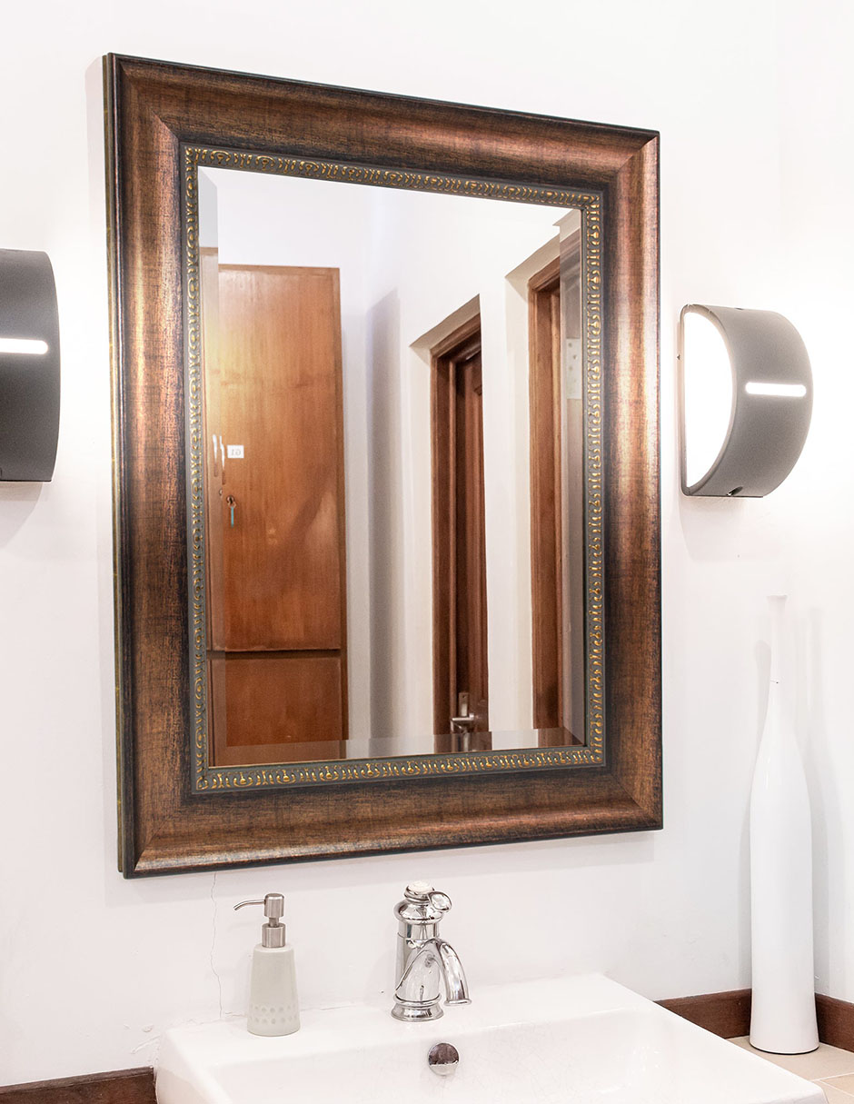 Espejo Decorativo Para Baño Con Marco Color Plata - 76x91 cm - Fine Art Tj