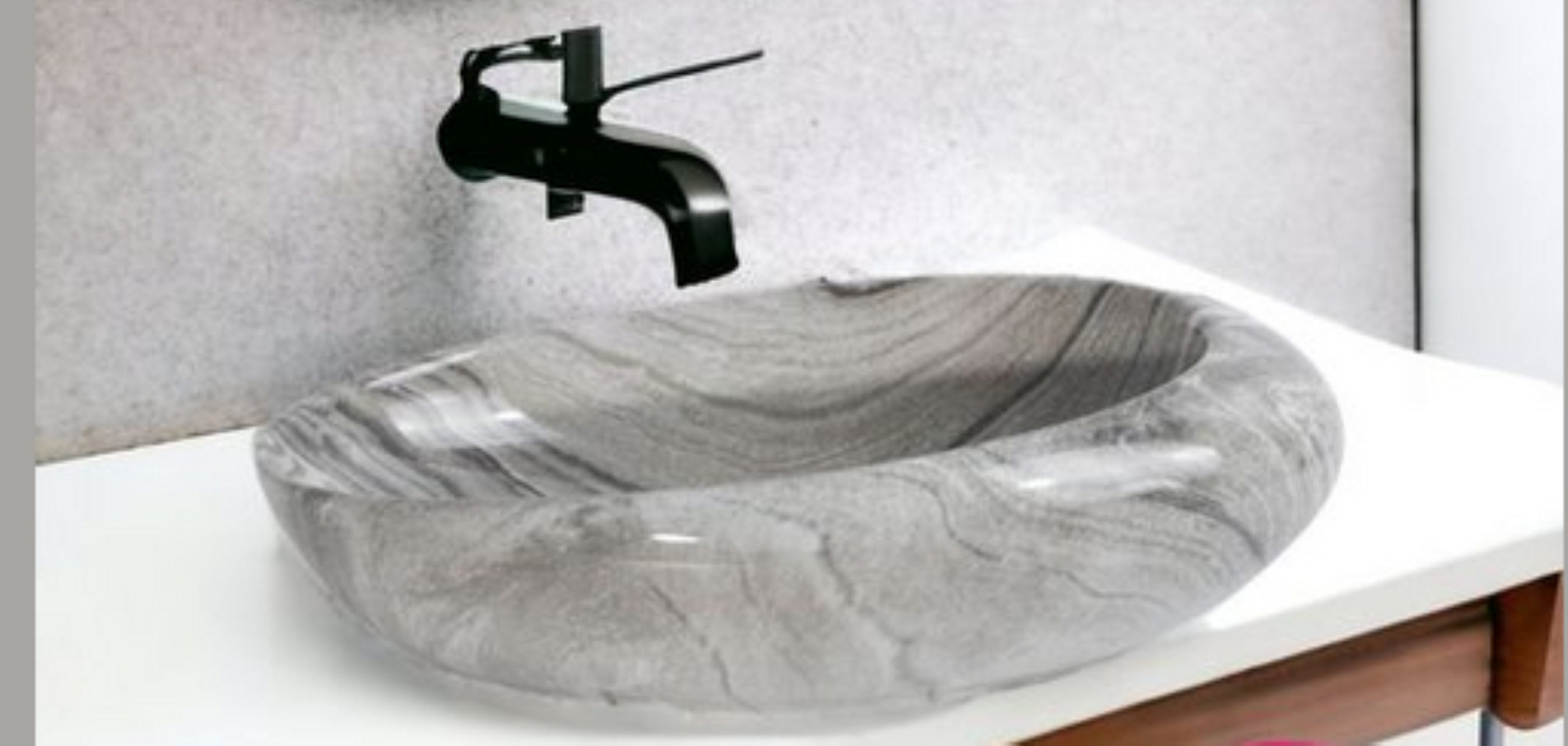 Lavabo Cerámico para Baño NA -GR, acabado marmoleado brillante en tono gris. De sobreponer, con diseño europeo ideal para todo tipo de baños. Dimensiones 50.0 x 33.0 x 12.0 cms. (base x altura x profundidad).