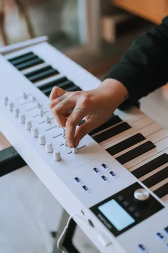 Teclado Controlador Arturia Keylab Essential 88 Blanco Nuevo