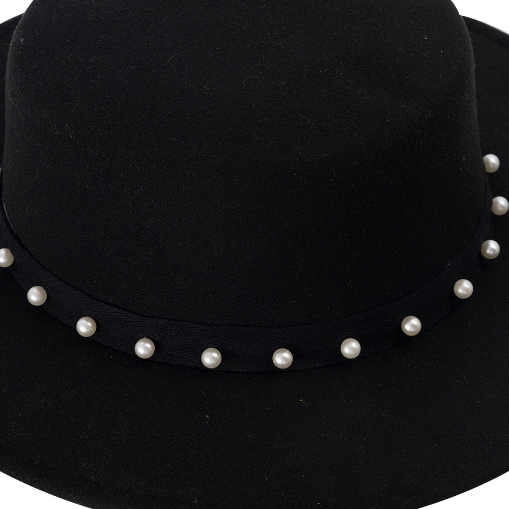 Sombrero de Fieltro Negro Detalle de Perlas en Cinta 