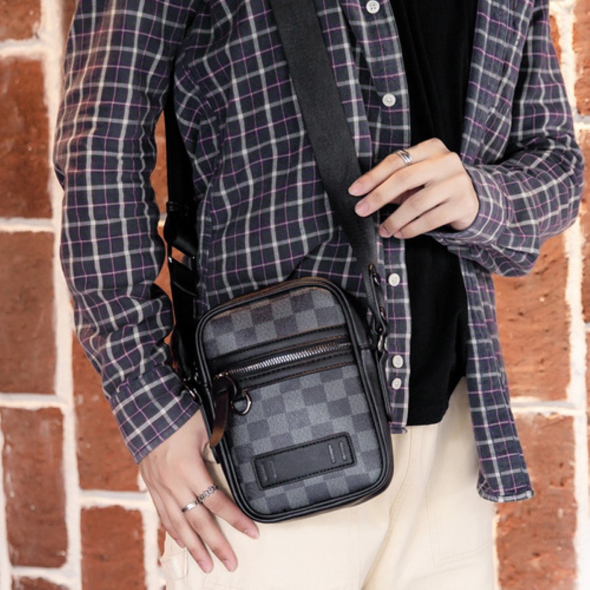 Bolso Para Hombre Crossbody Casual Negro Urbano ovalado 