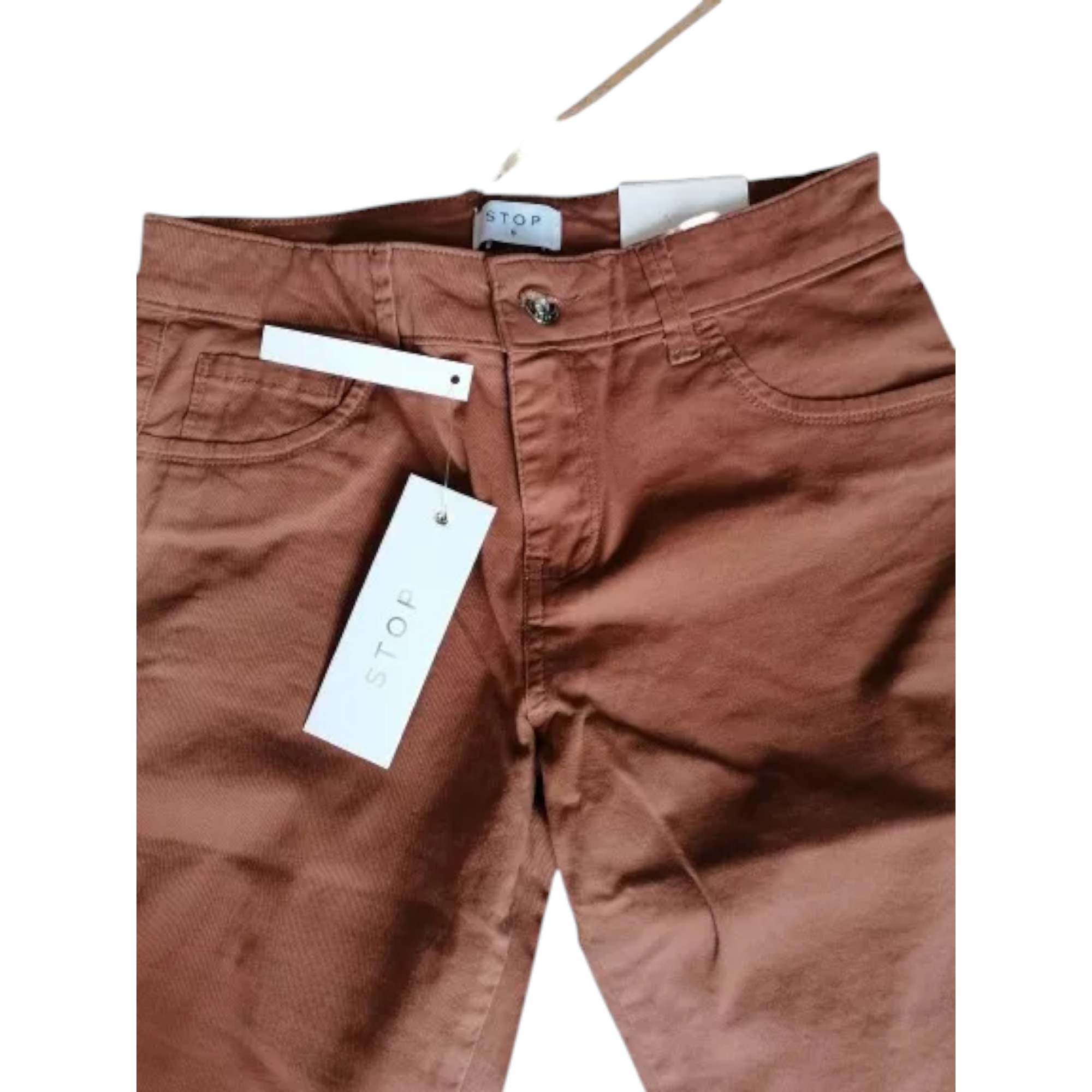 Pantalón Cintura Alta, Color Café, Gabardina, Talla 5, Stop