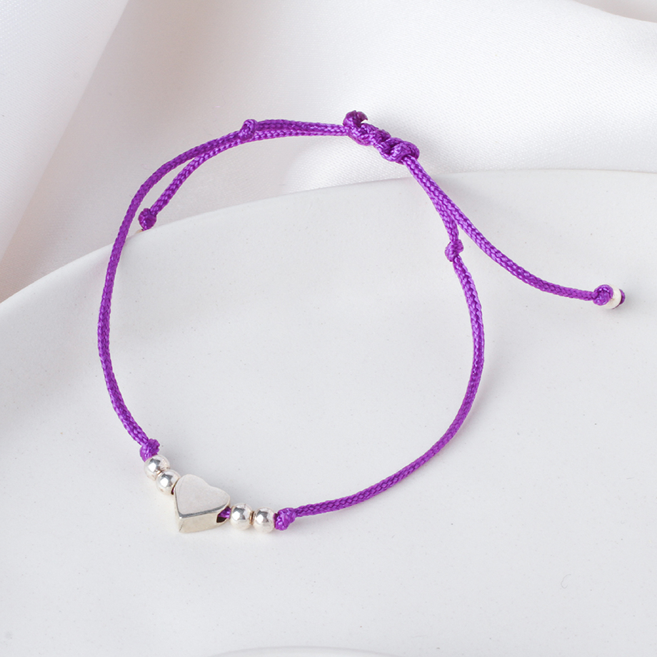 Pulsera Corazón Abombado de Plata con Hilo Morado, Colección Maite para Mujer por Anante Joyería