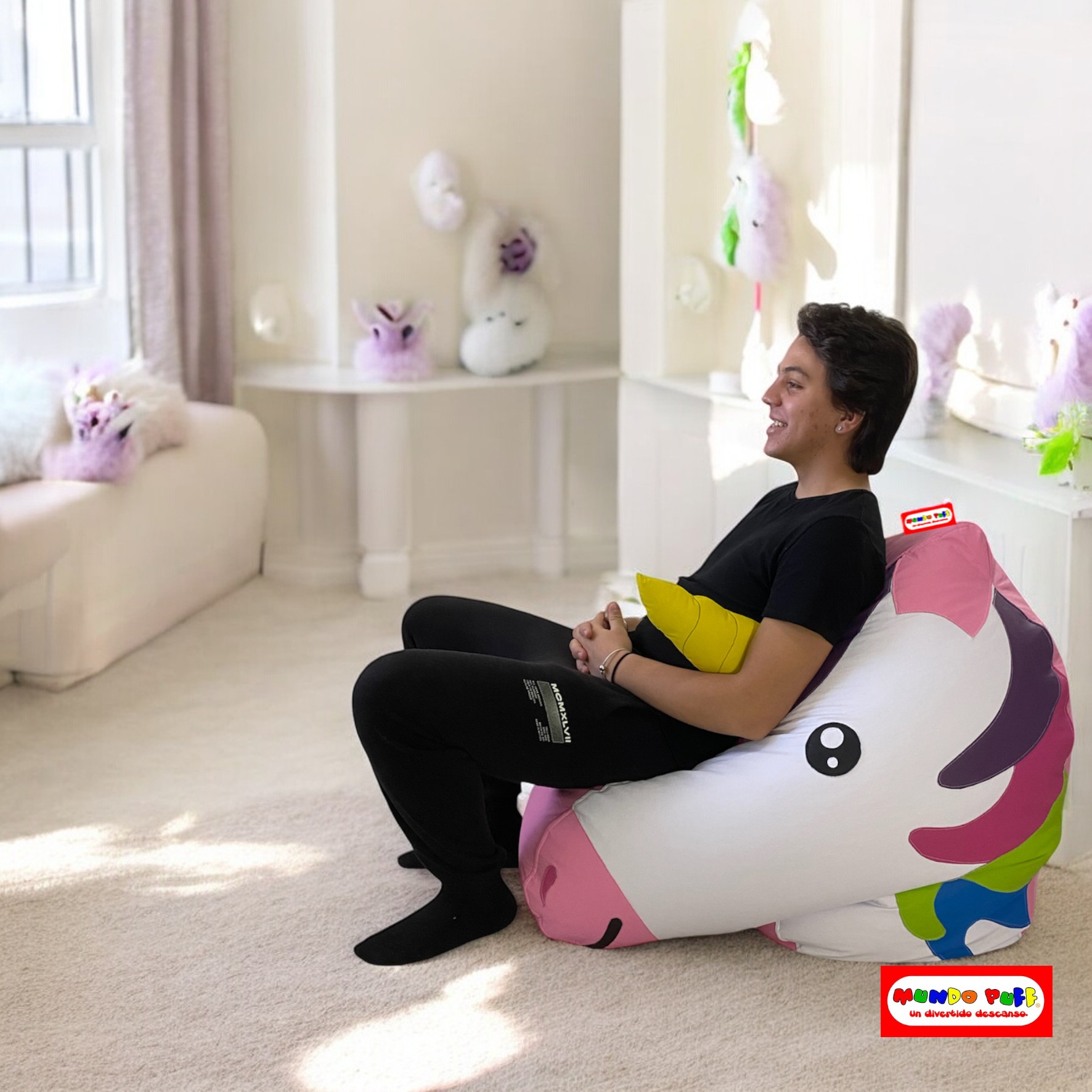 Sillón Puff Unicornio marca Mundo Puff.