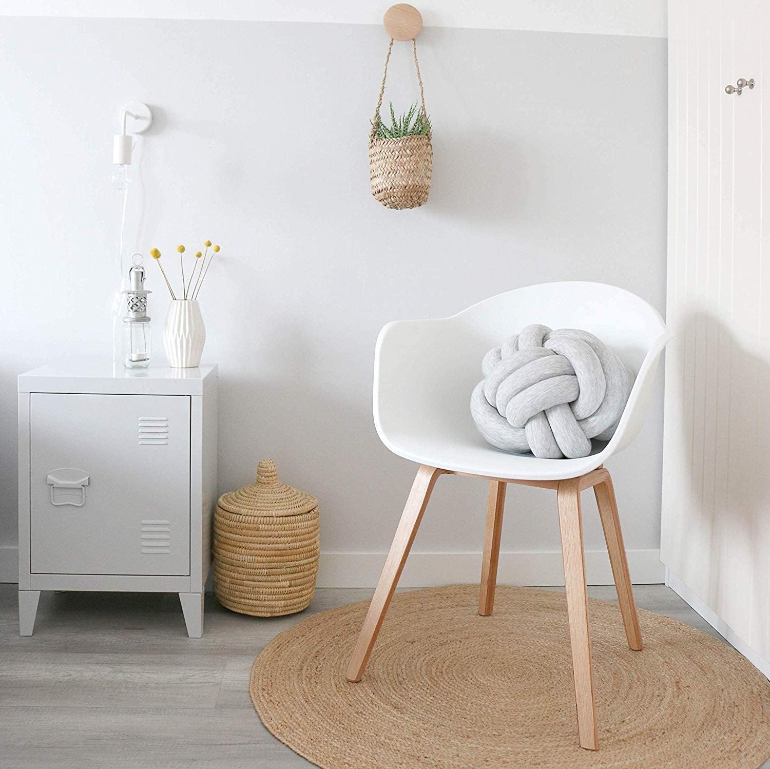 Juego de 4 sillas de comedor estilo escandinavo y retro, con patas de metal sólido, color blanco sillas de cocina, 48 x 50 x 80cm