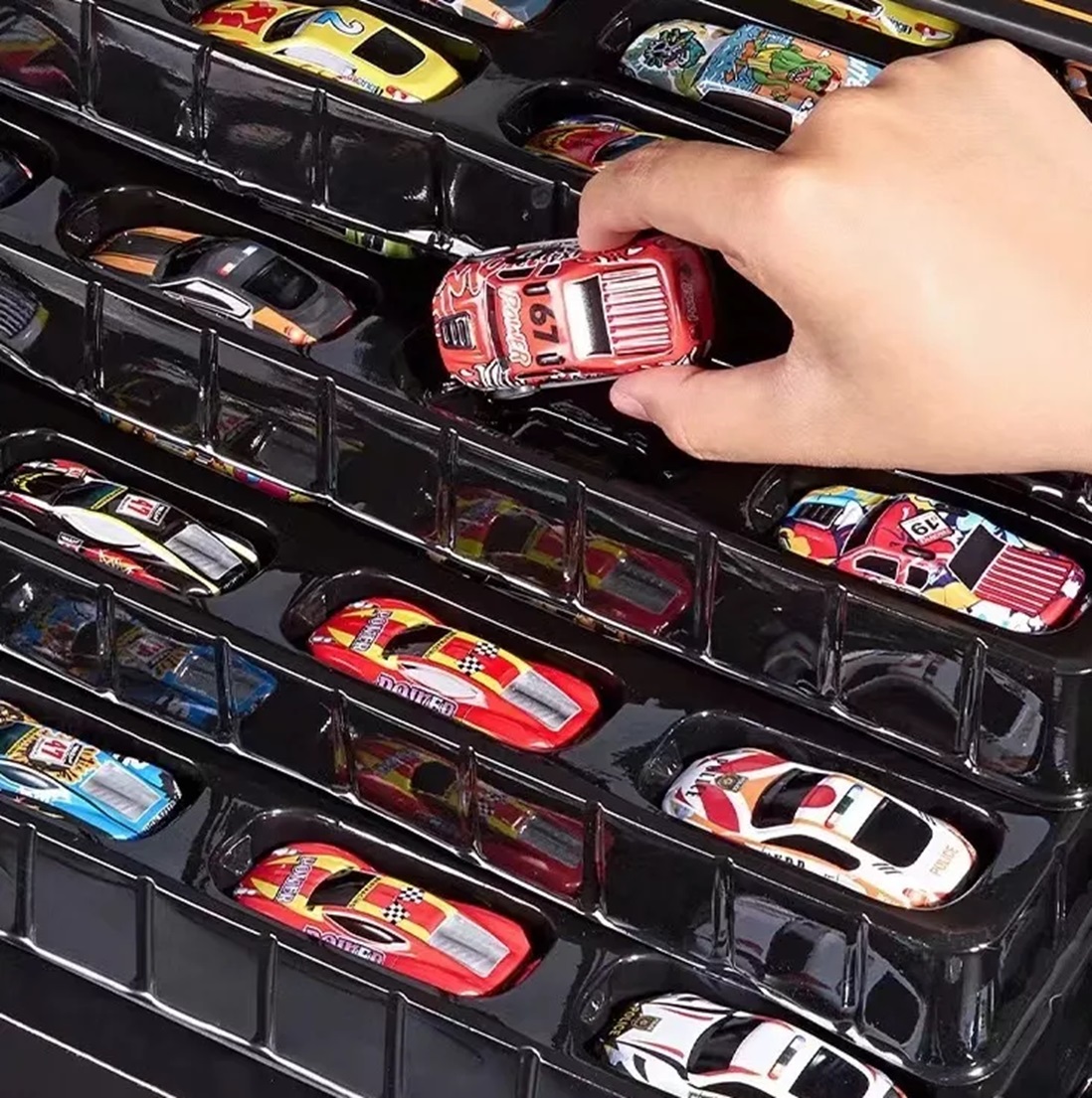 set de 48 piezas de carritos paquete de carros con maletin inluido