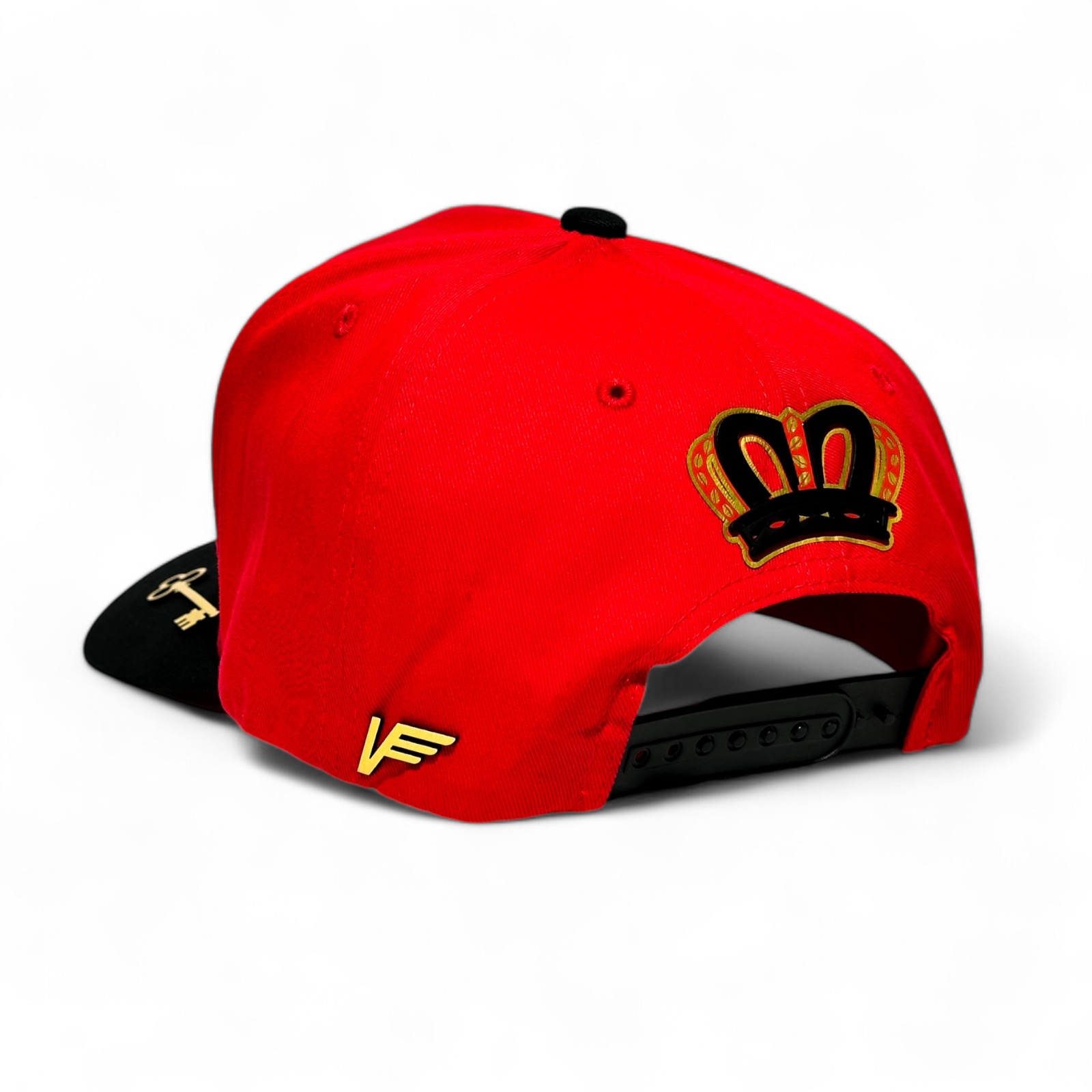 VAGO Style ELEGGUA Gorra Artesanal Roja Visera Curva
