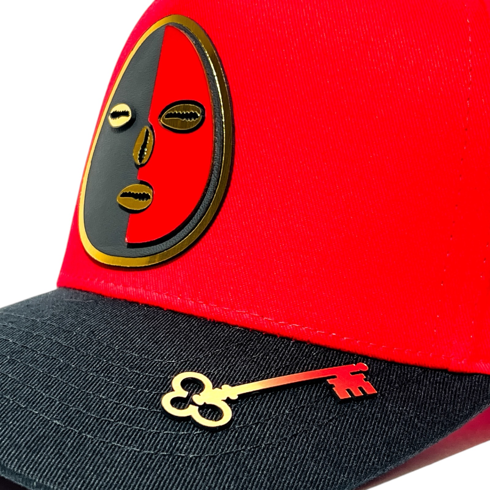 VAGO Style ELEGGUA Gorra Artesanal Roja Visera Curva