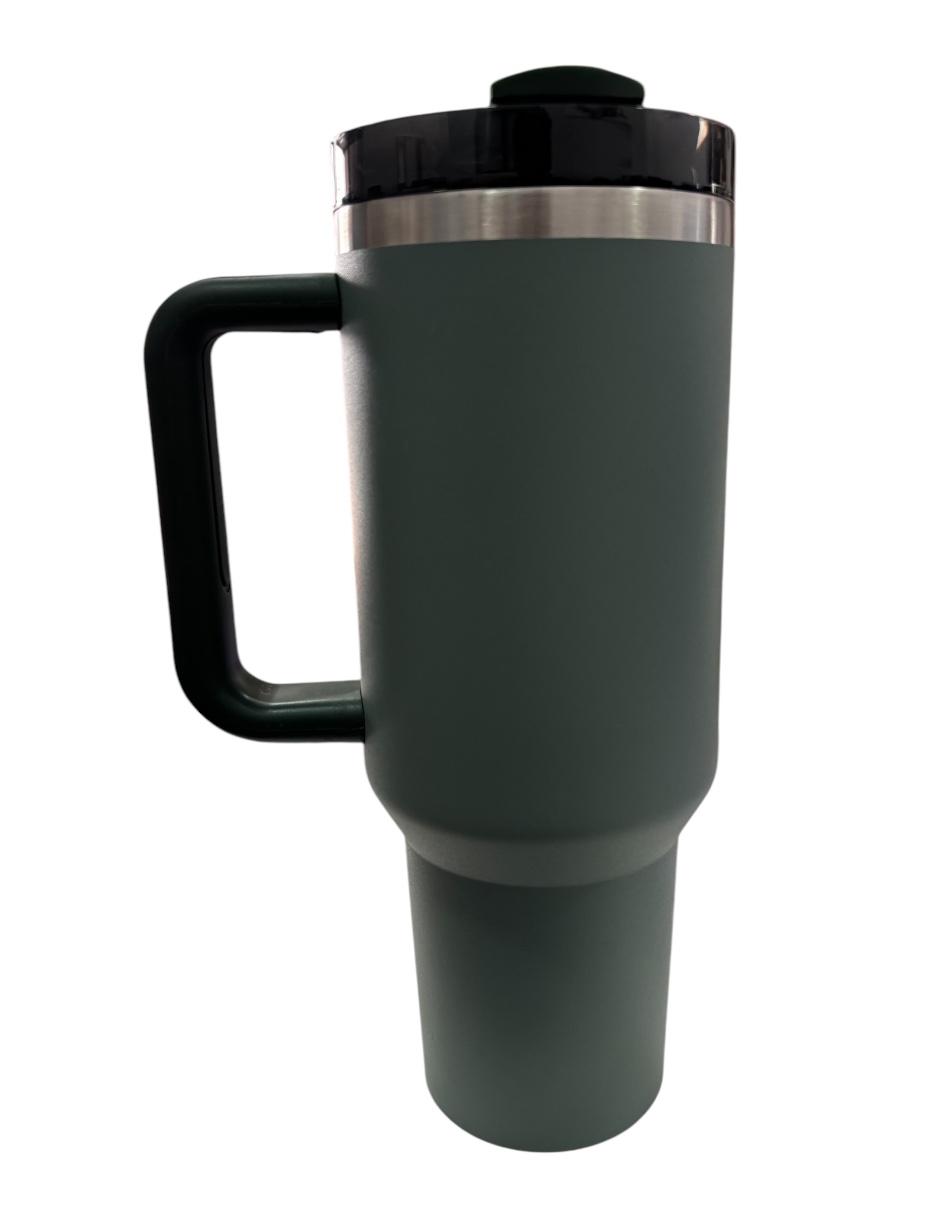 Termo de acero inoxidable Stanley Quencher 2.0 color verde militar de 1.2 litros libre de BPA