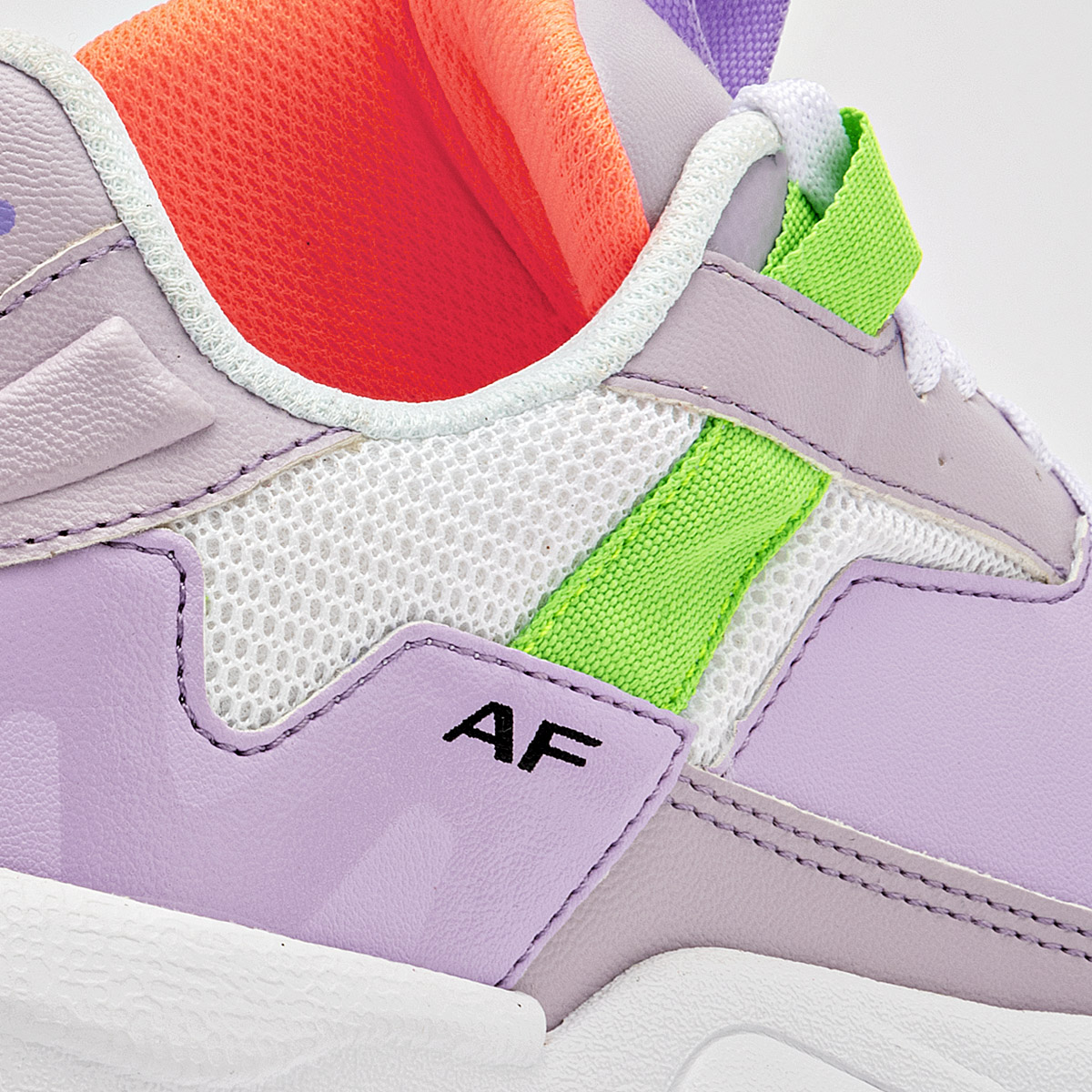 TENIS URBANO PLATAFORMA 4 CM DE AMERICAN FIRE PARA  MUJER COLOR BLANCO LILA A73