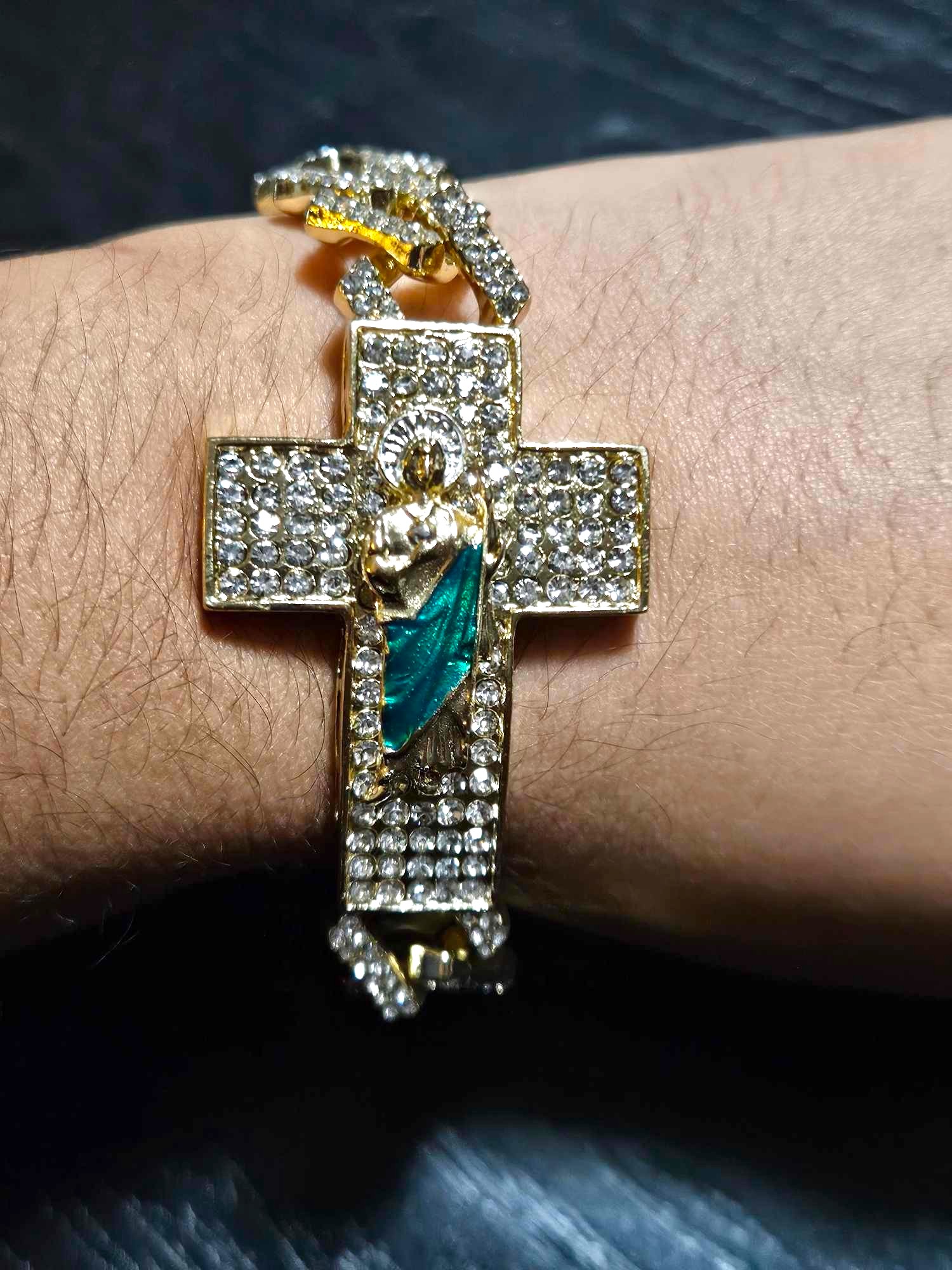 Esclava San Judas Tadeo, acabado brillante, oro laminado 18 kilates
