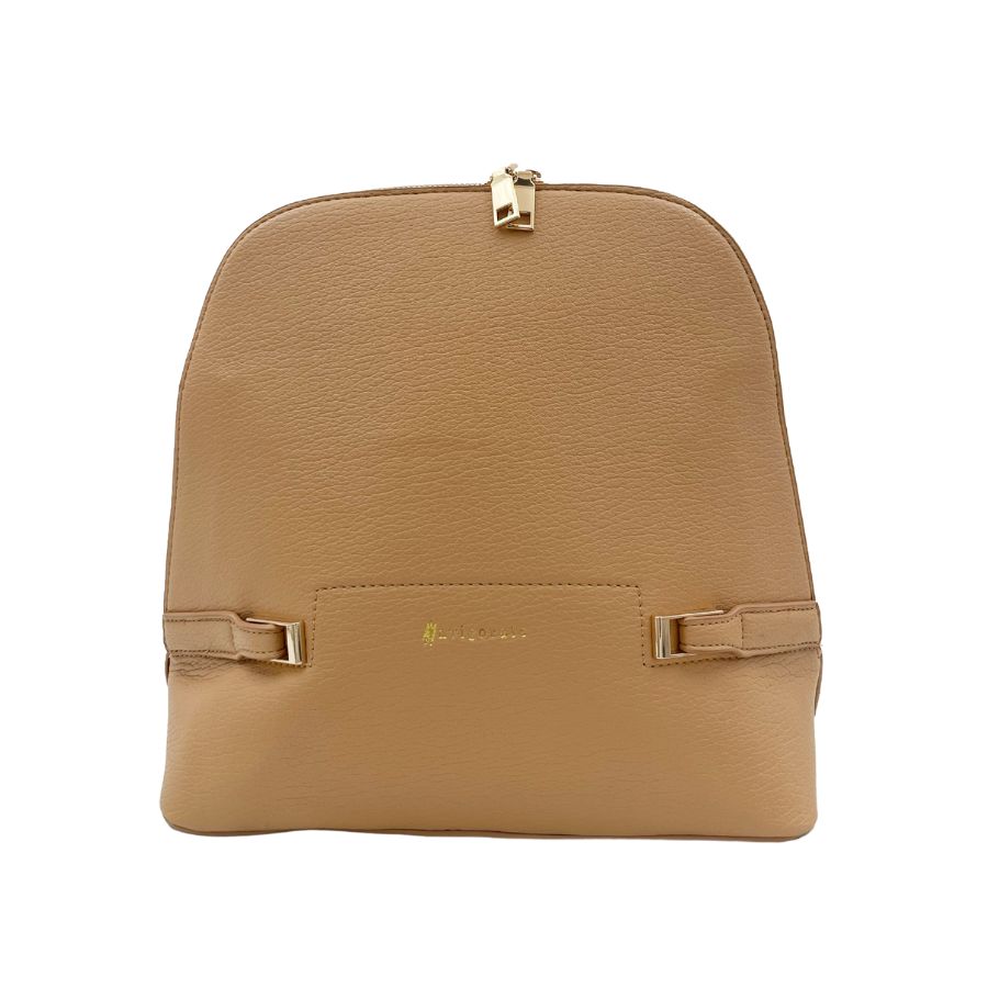 Mochila Camel Efecto Cuero con Detalles en Dorado 