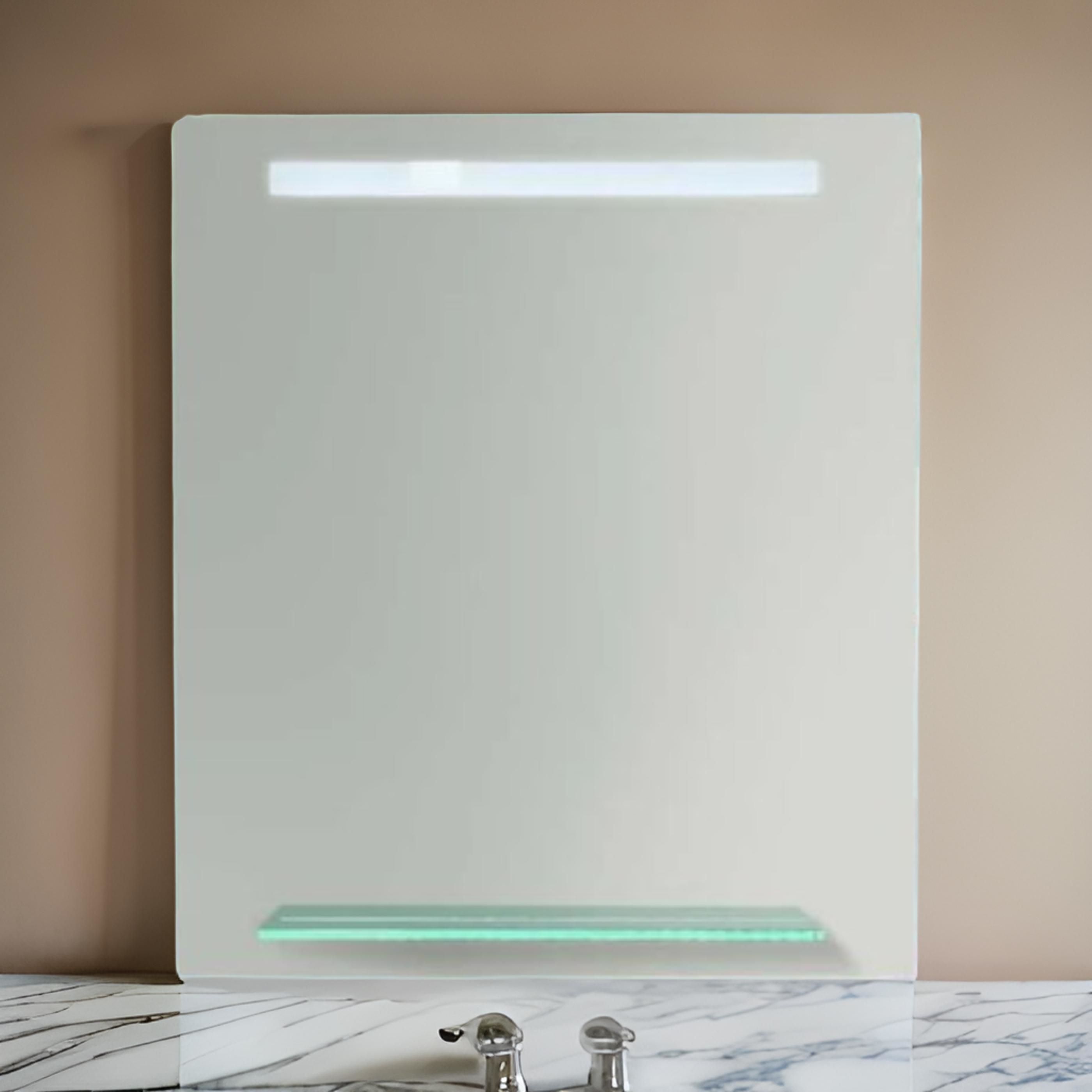 Espejo VA con iluminación LED de 70 X 80 cms. (base por altura) Forma rectangular con interruptor. Conexión de clavija a luz eléctrica.